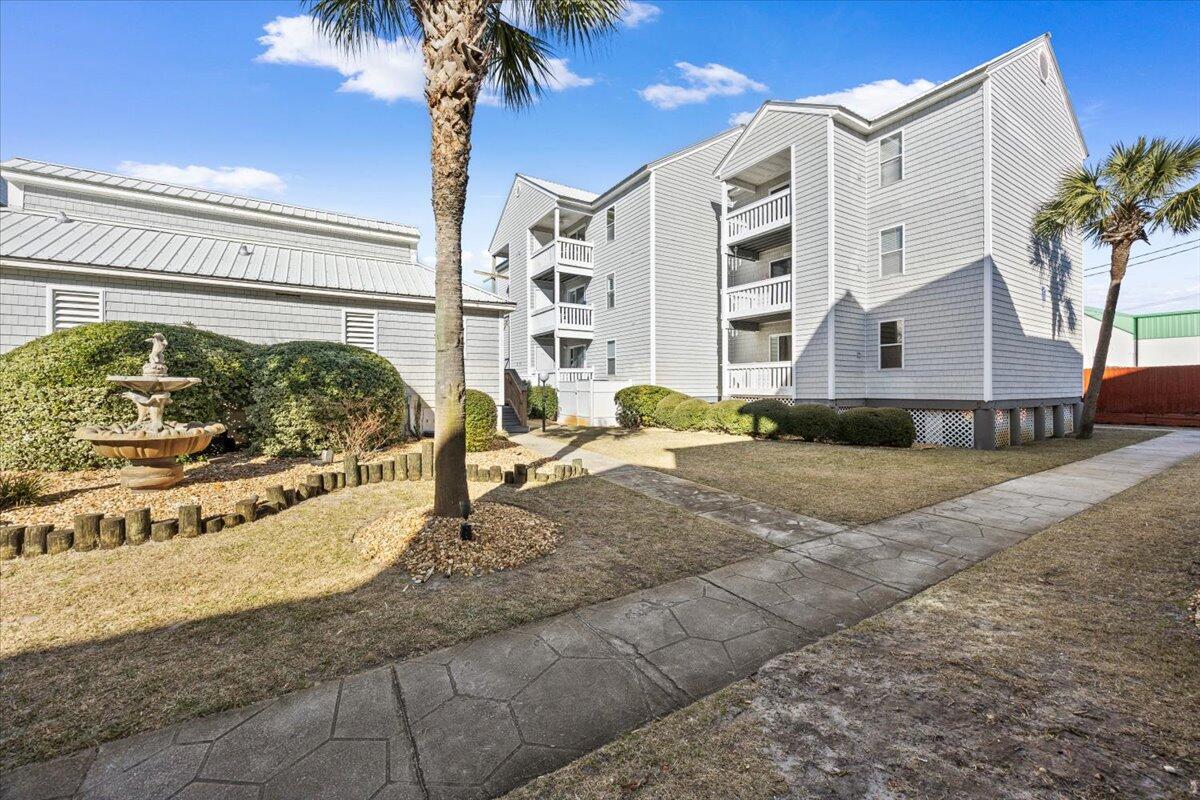 HERMITAGE CONDOMINIUM - Residential