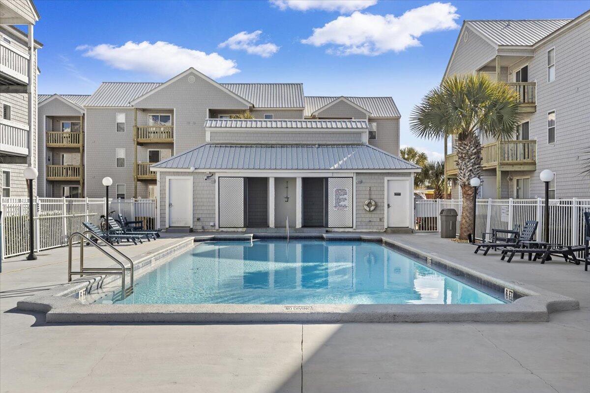 HERMITAGE CONDOMINIUM - Residential