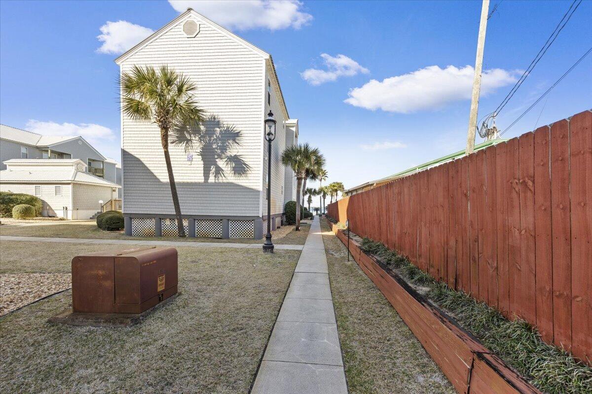 HERMITAGE CONDOMINIUM - Residential