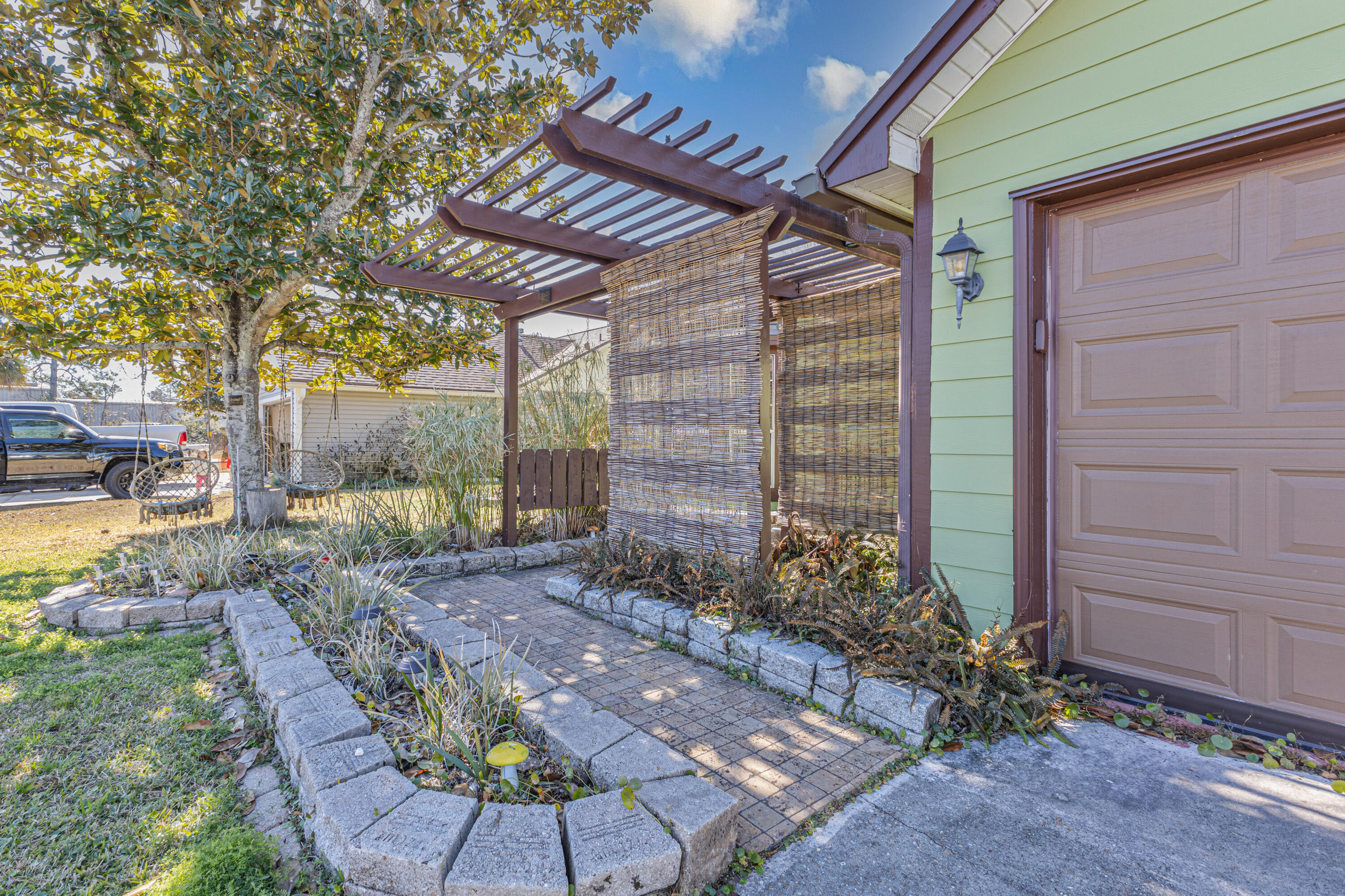 HERITAGE VILLAGE - Residential