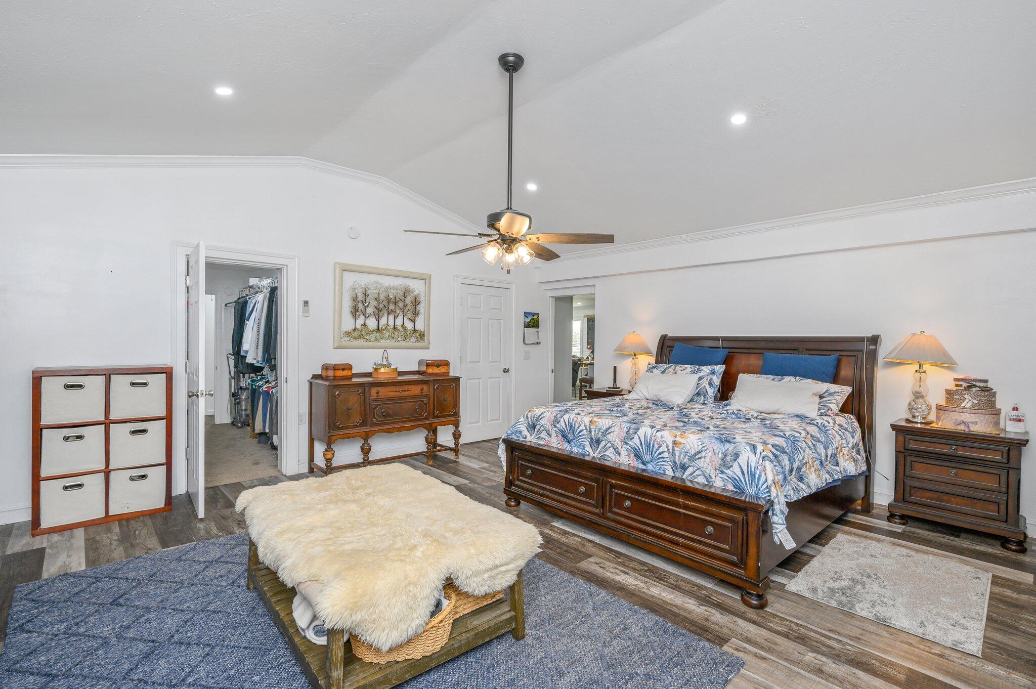 SEASHORE VILLAGE - Residential