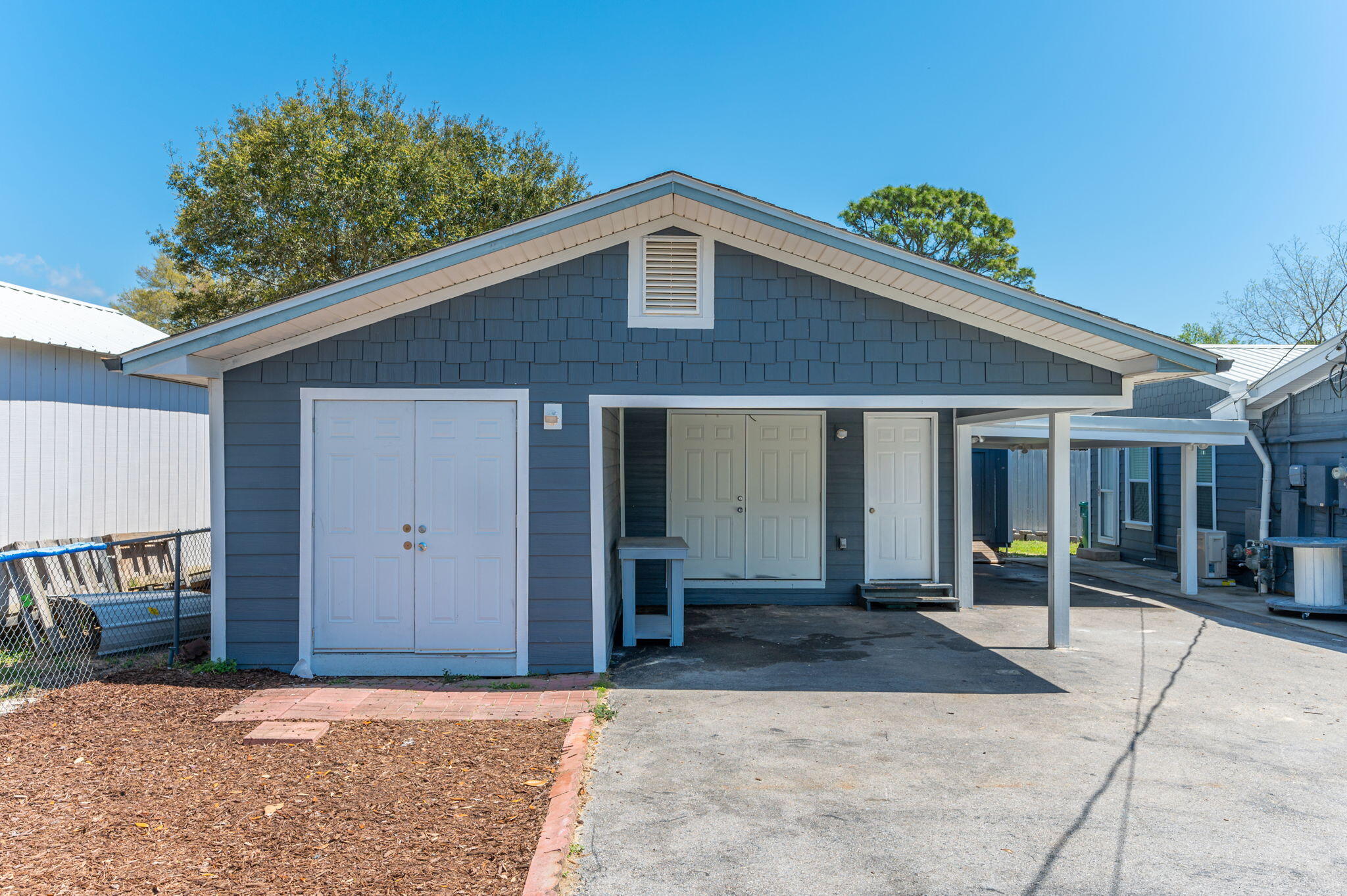 SEASHORE VILLAGE - Residential