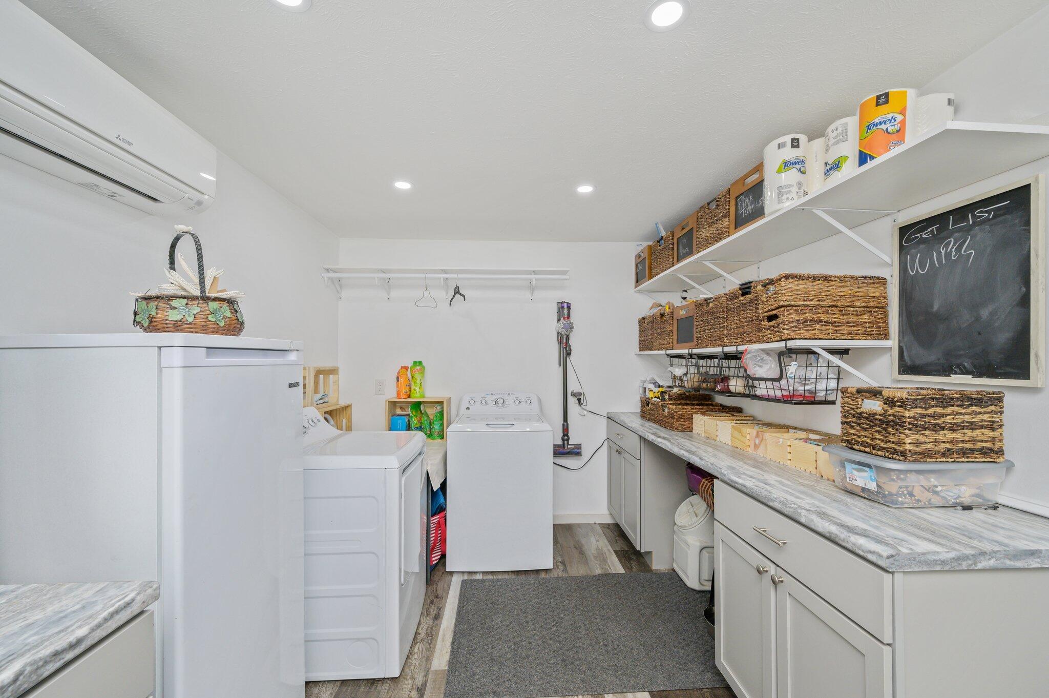 SEASHORE VILLAGE - Residential