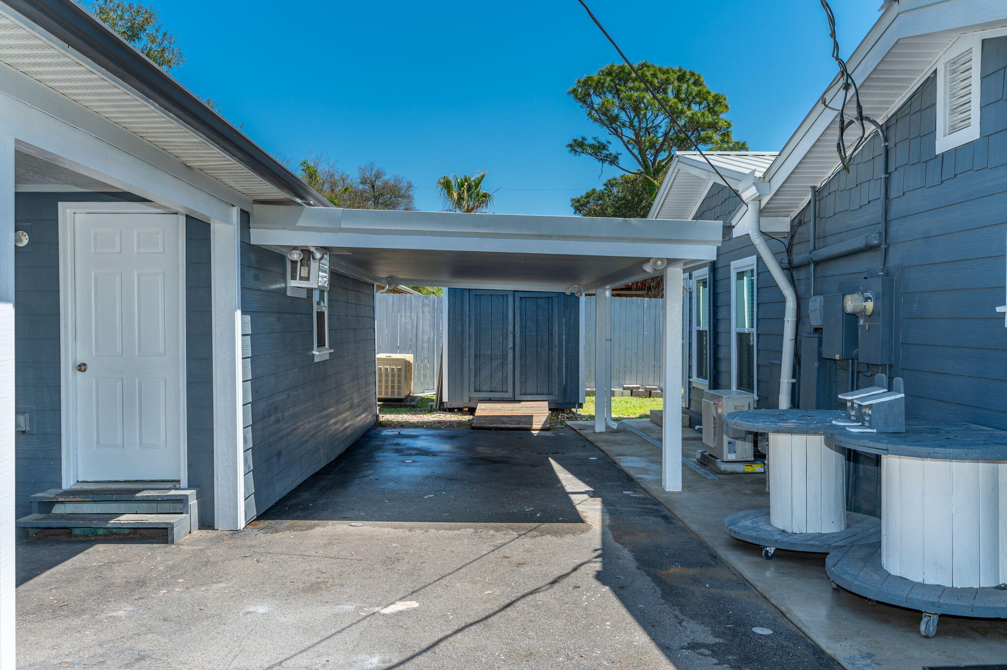 SEASHORE VILLAGE - Residential