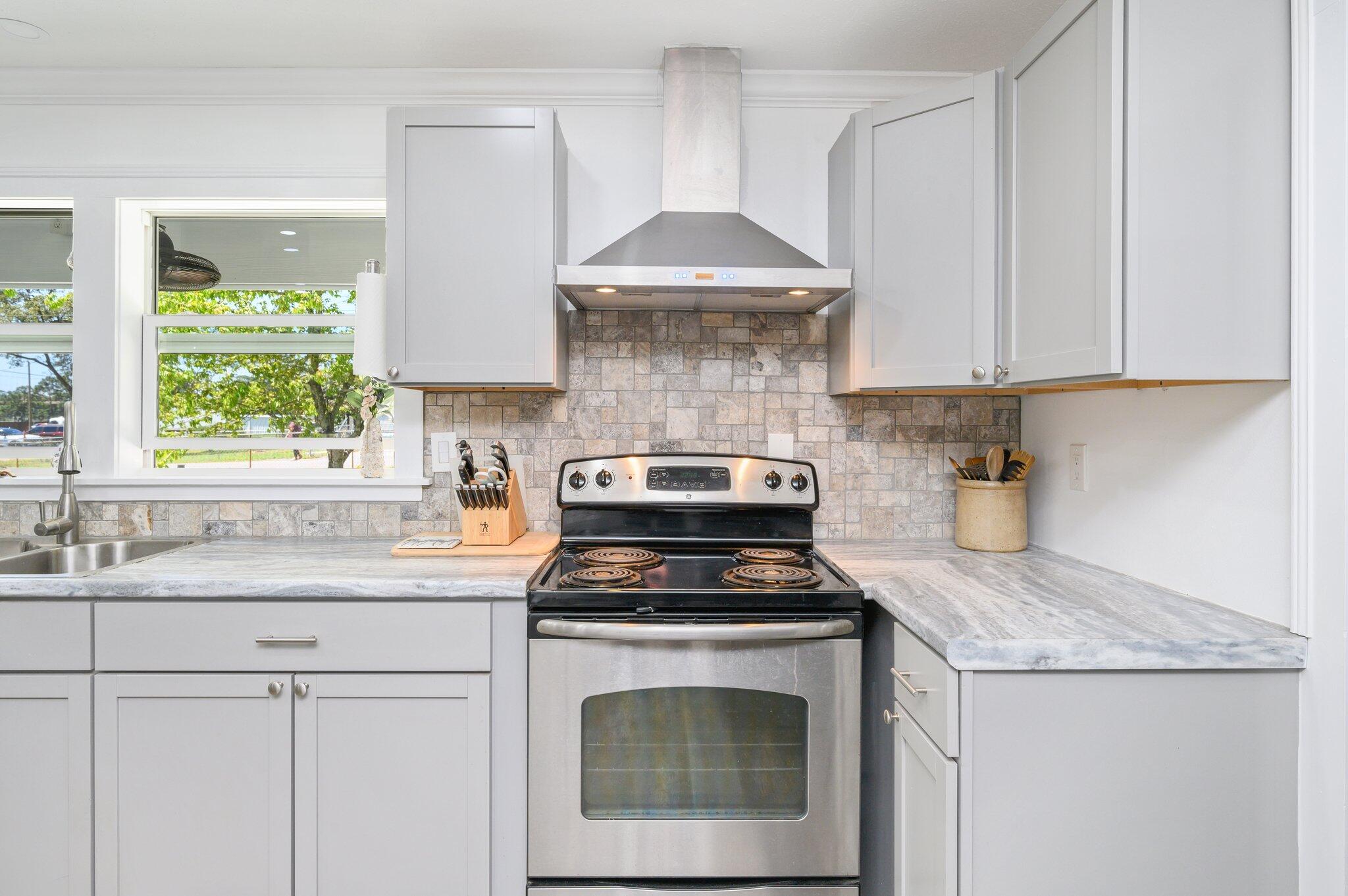 SEASHORE VILLAGE - Residential