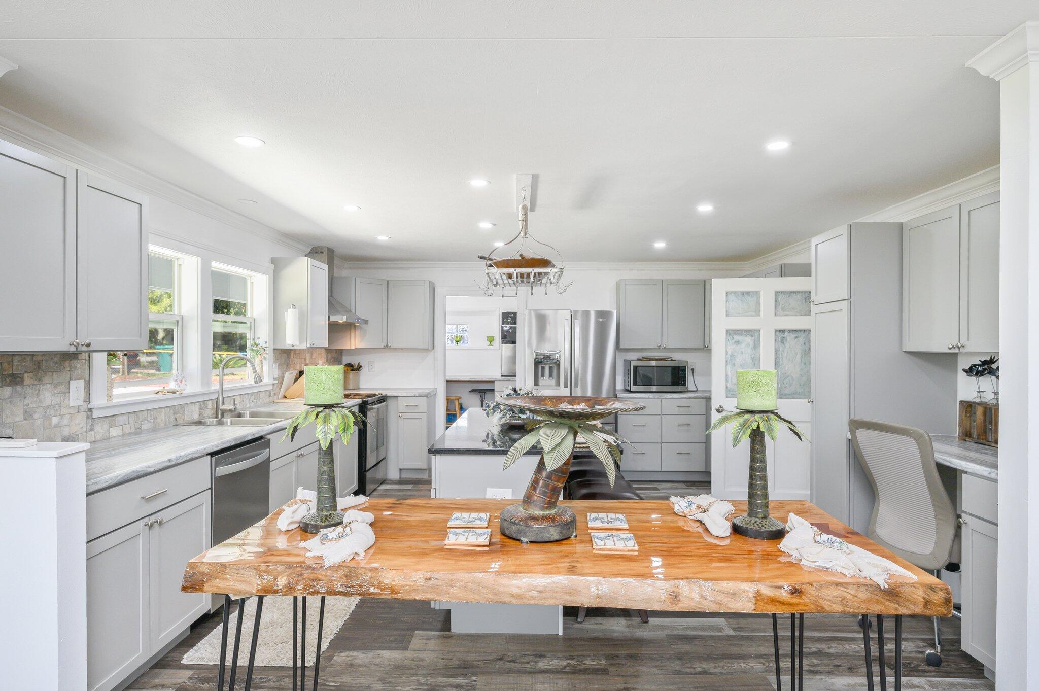 SEASHORE VILLAGE - Residential