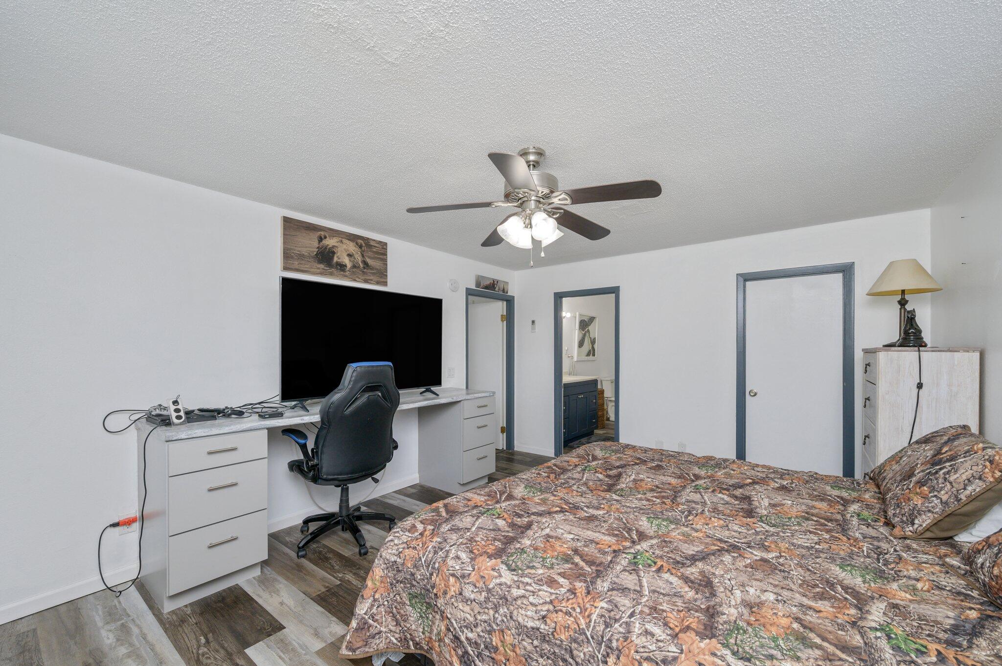 SEASHORE VILLAGE - Residential