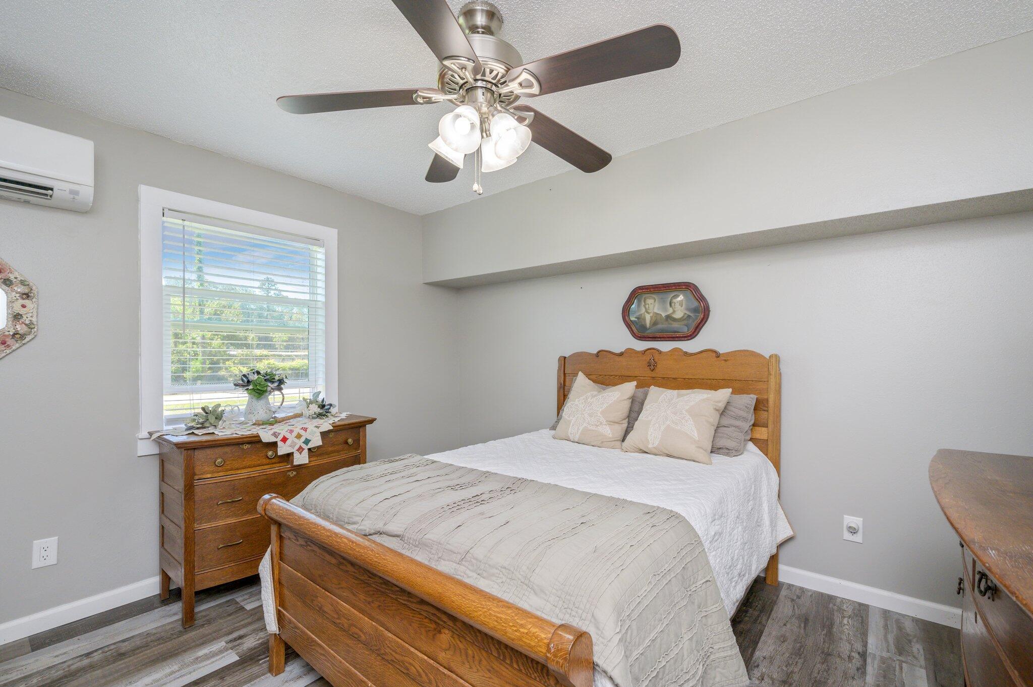 SEASHORE VILLAGE - Residential