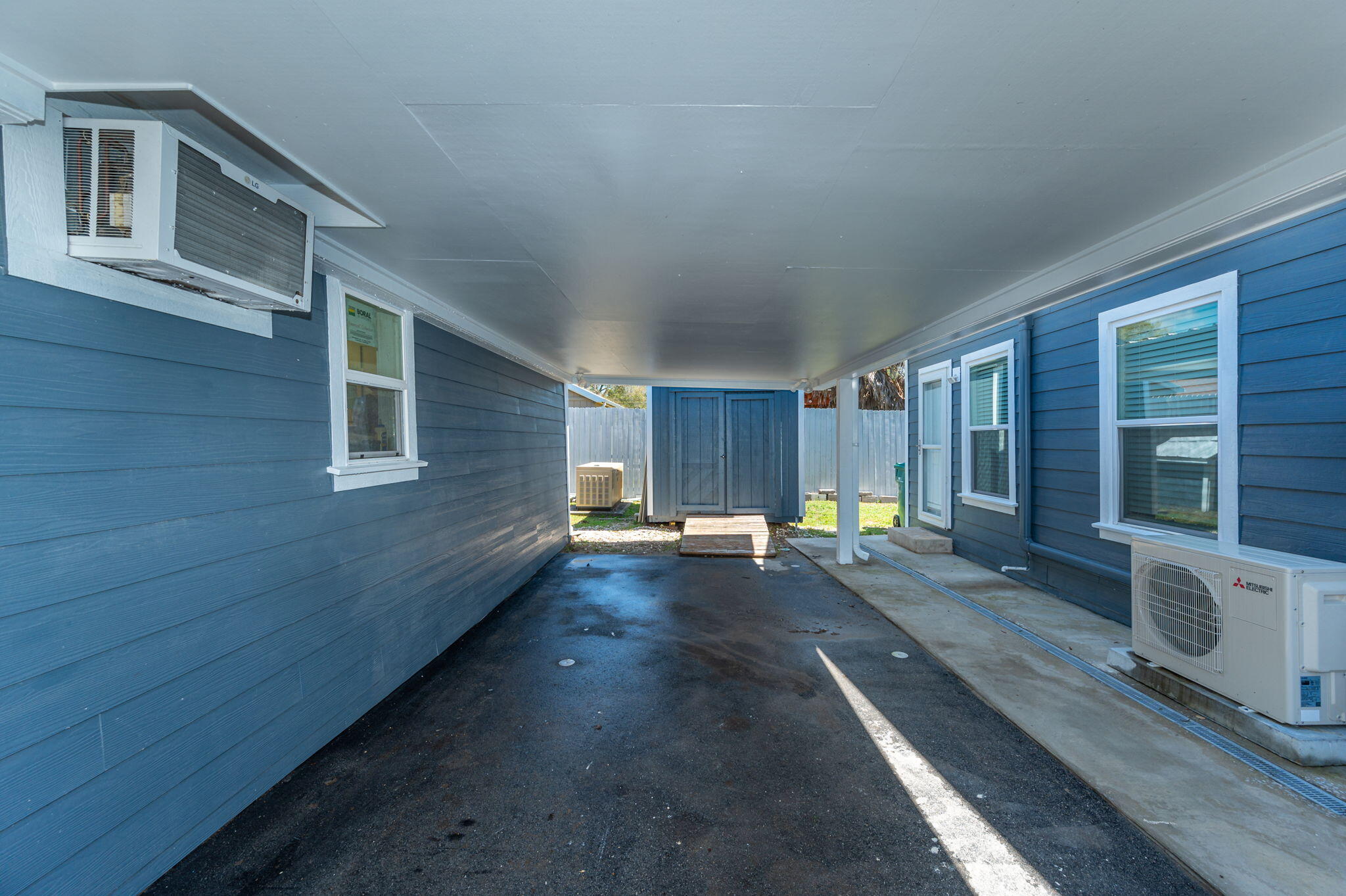 SEASHORE VILLAGE - Residential