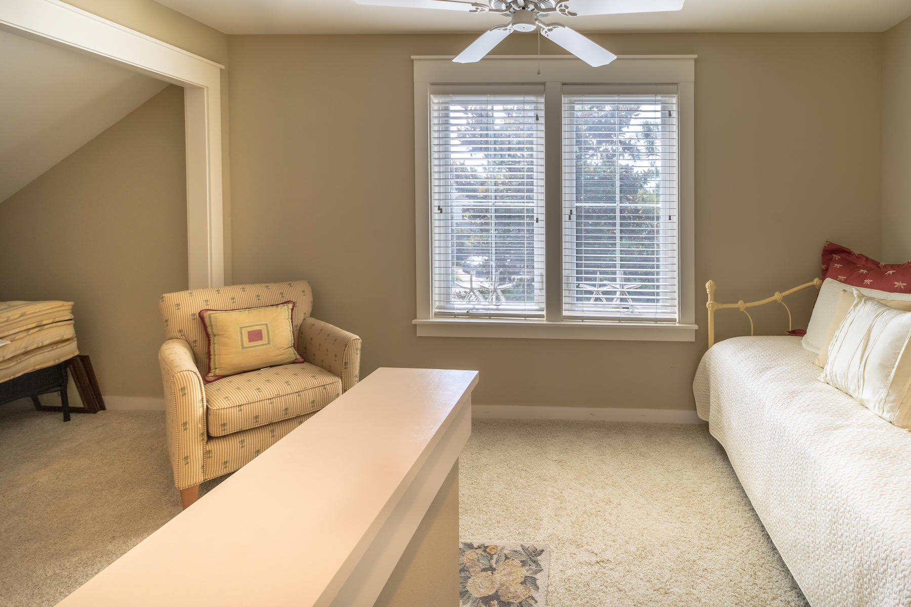 LAUREL GROVE - Residential