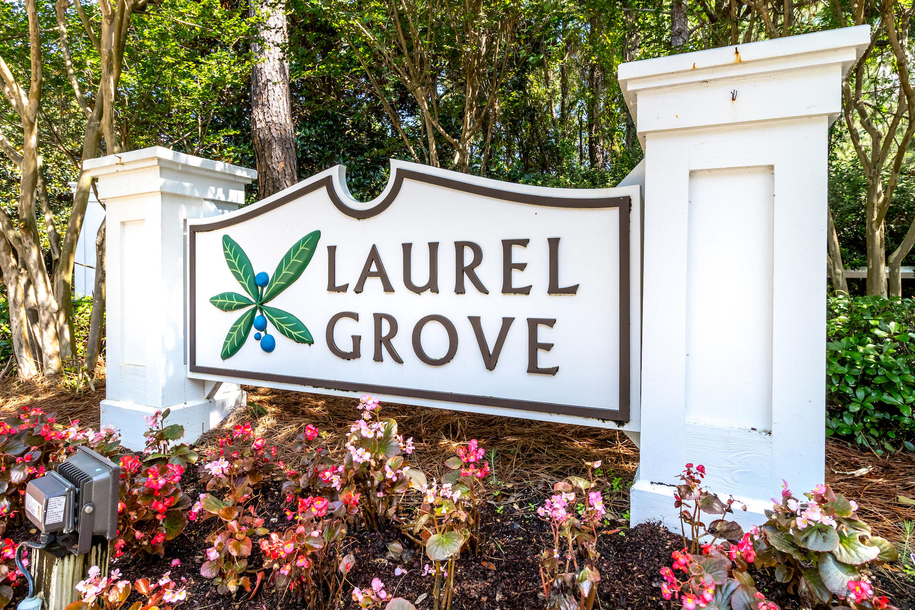 LAUREL GROVE - Residential