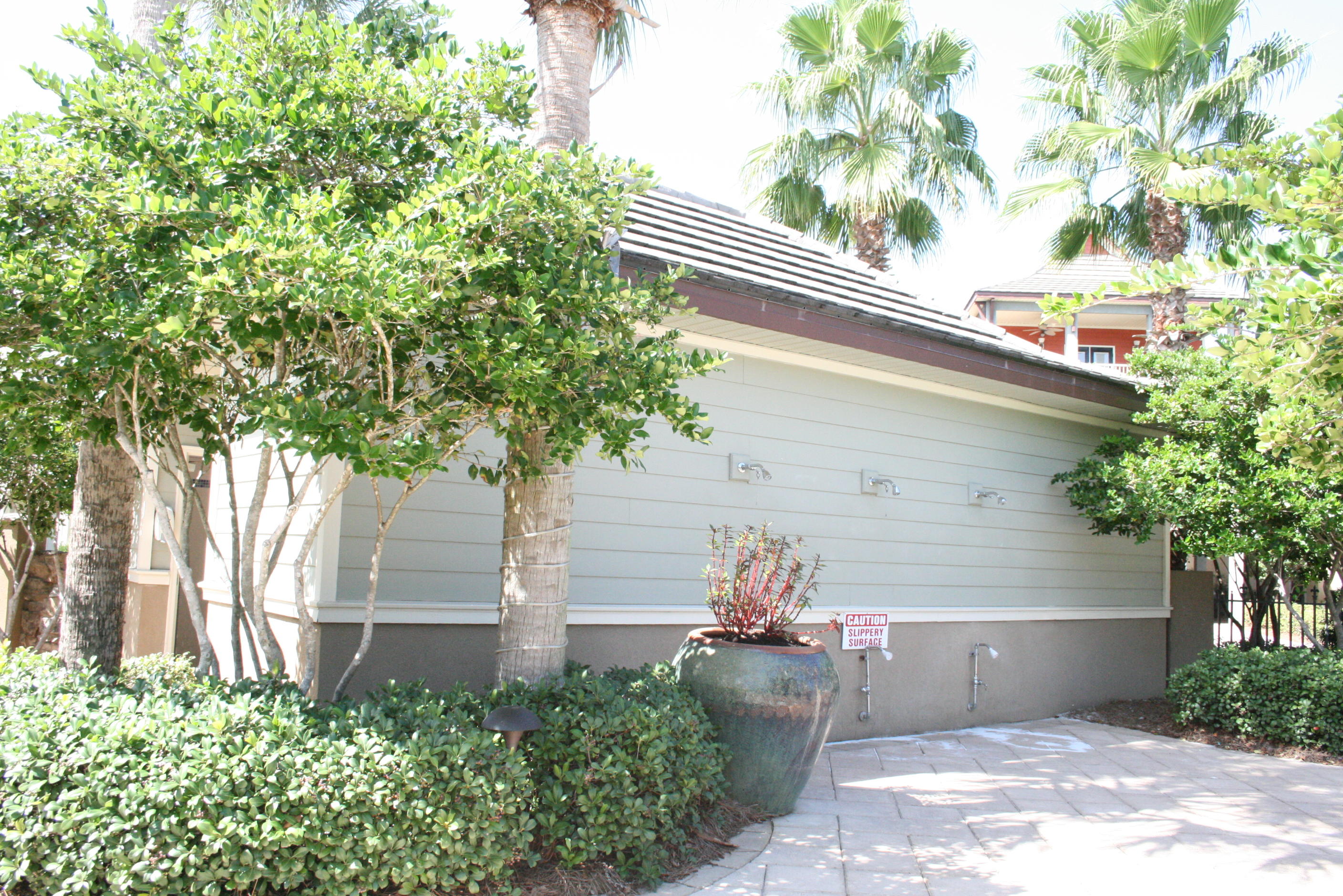 VILLAGES OF CRYSTAL BEACH - Residential