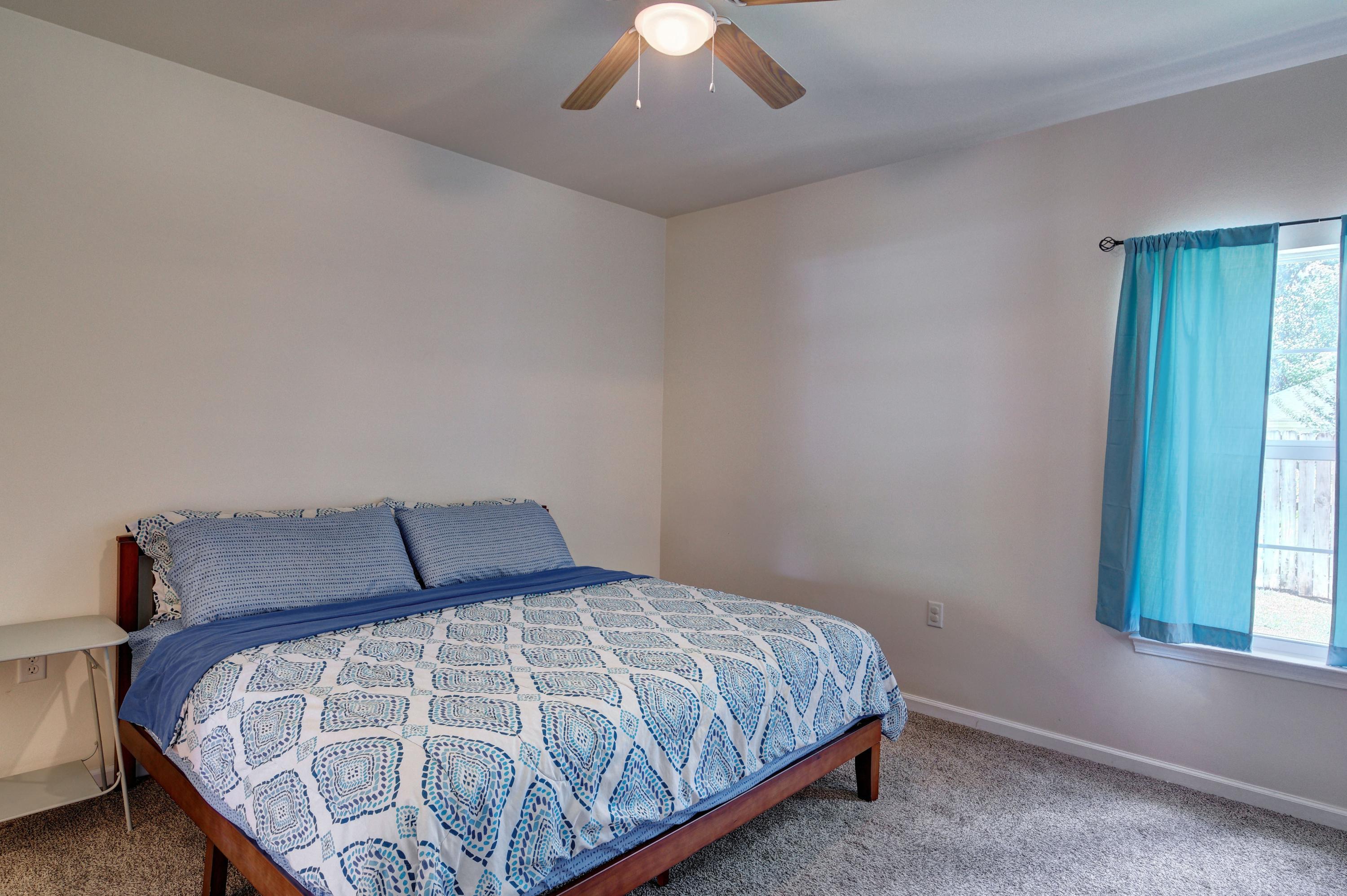 QUIET OAKS S/D - Residential