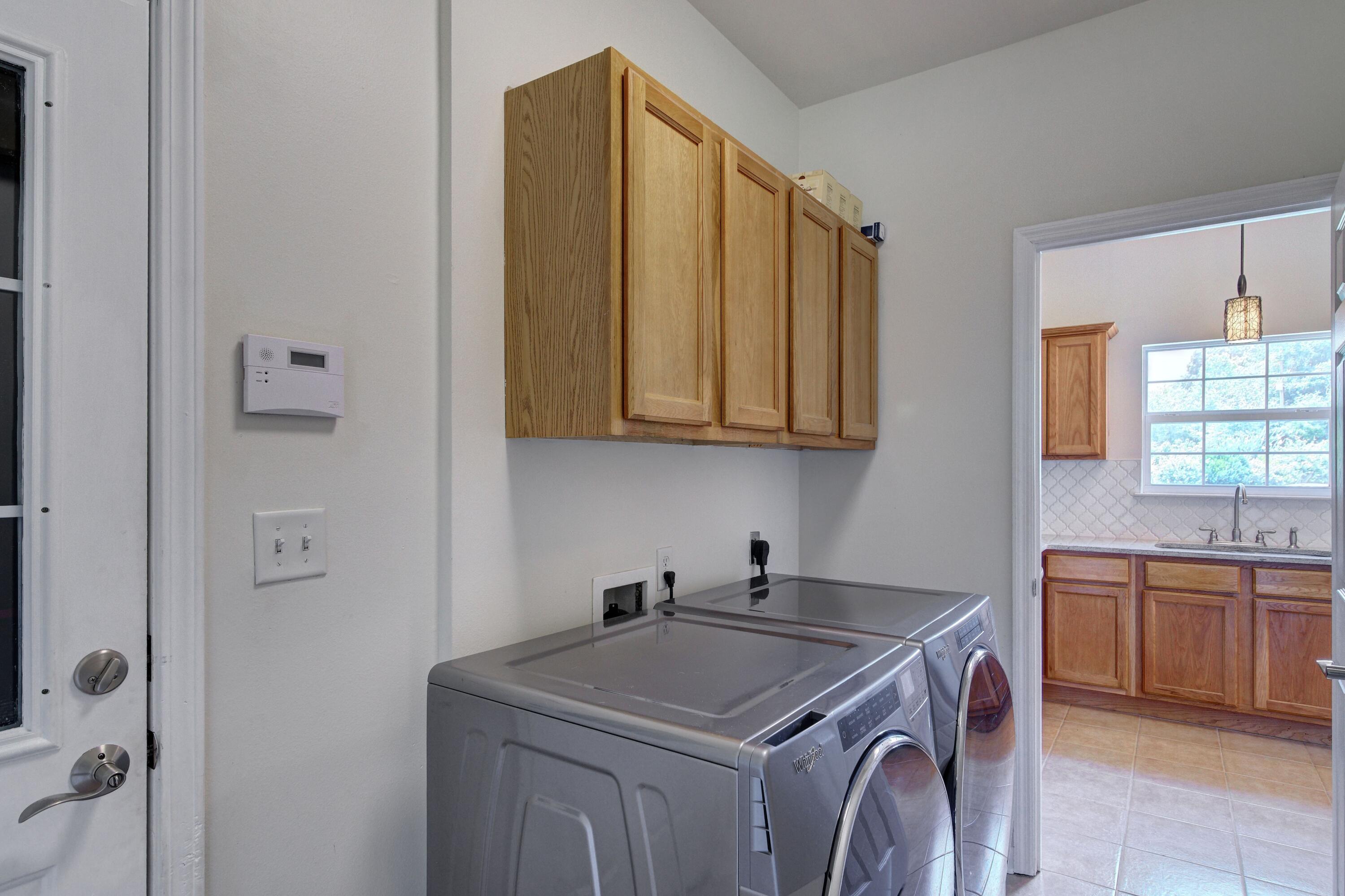 QUIET OAKS S/D - Residential