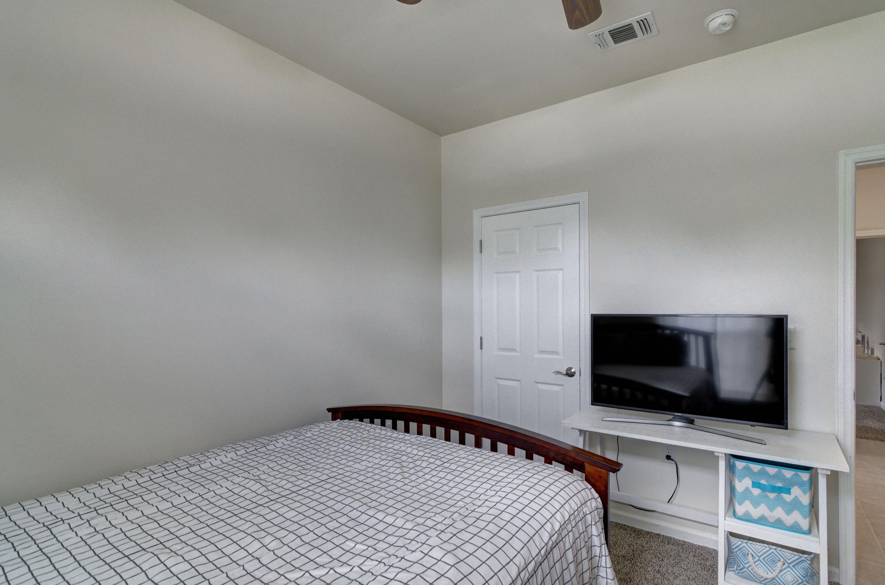 QUIET OAKS S/D - Residential