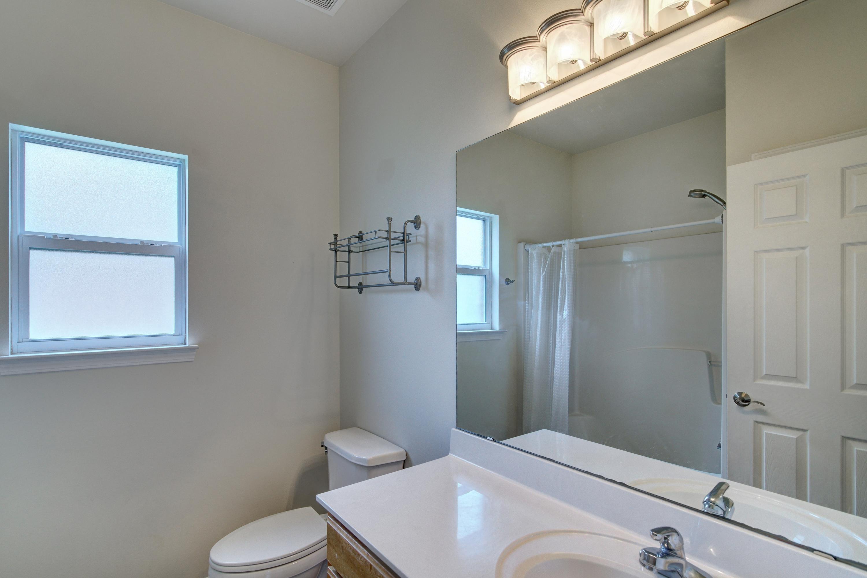 QUIET OAKS S/D - Residential