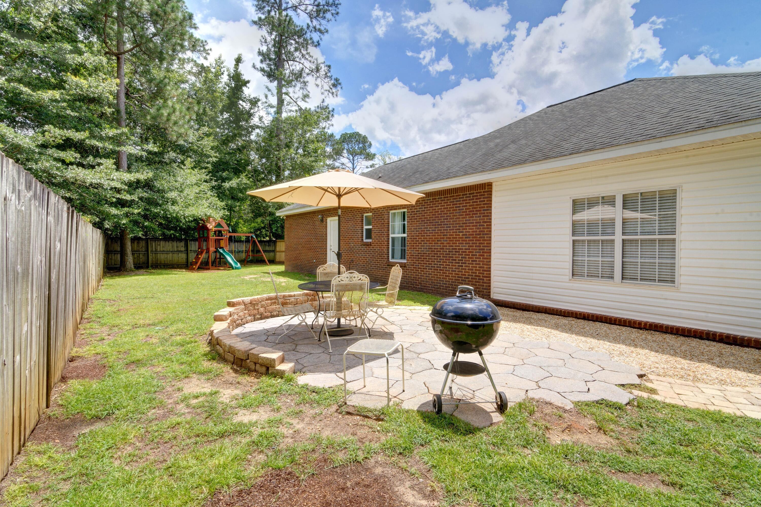 QUIET OAKS S/D - Residential