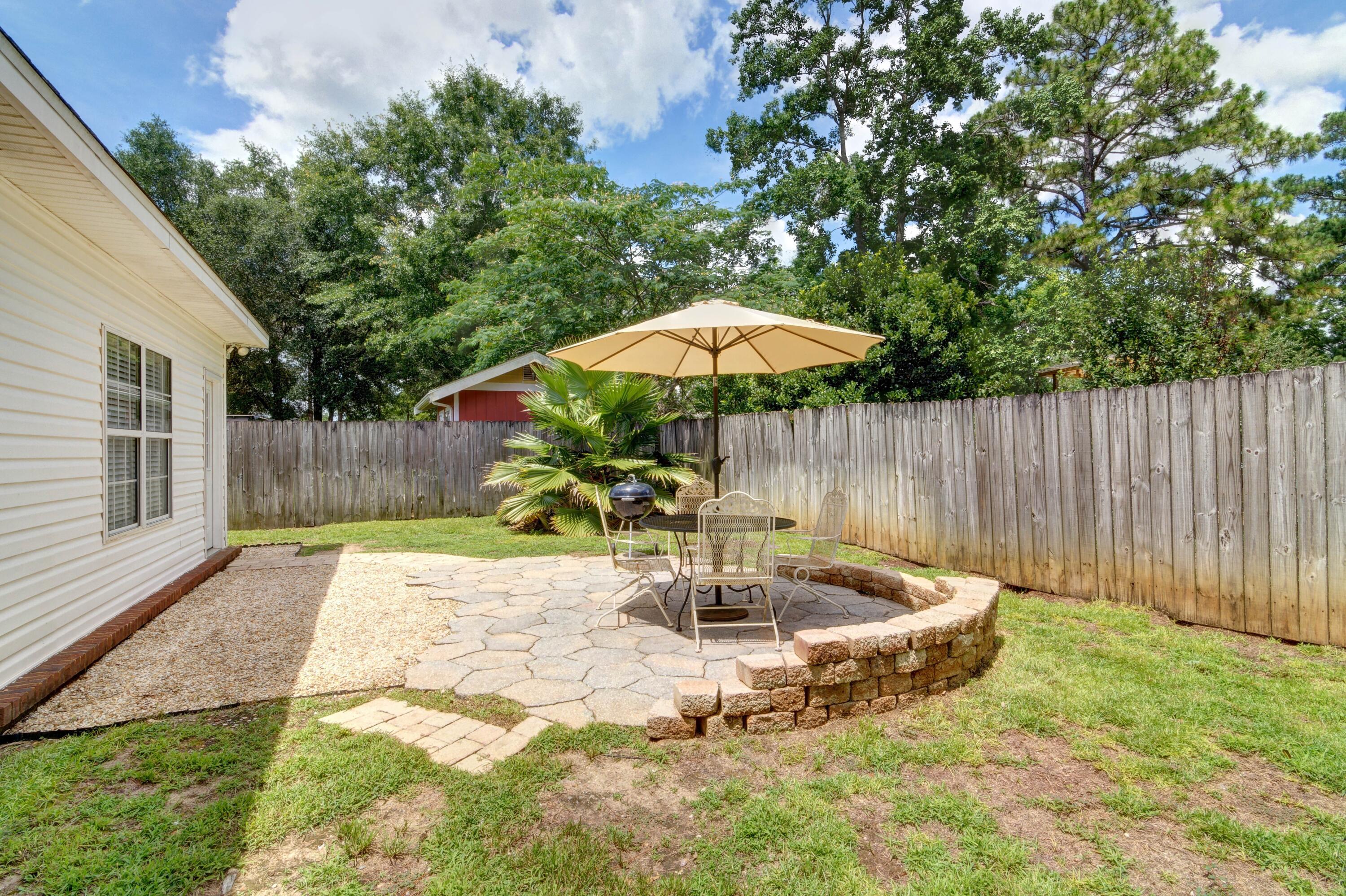 QUIET OAKS S/D - Residential