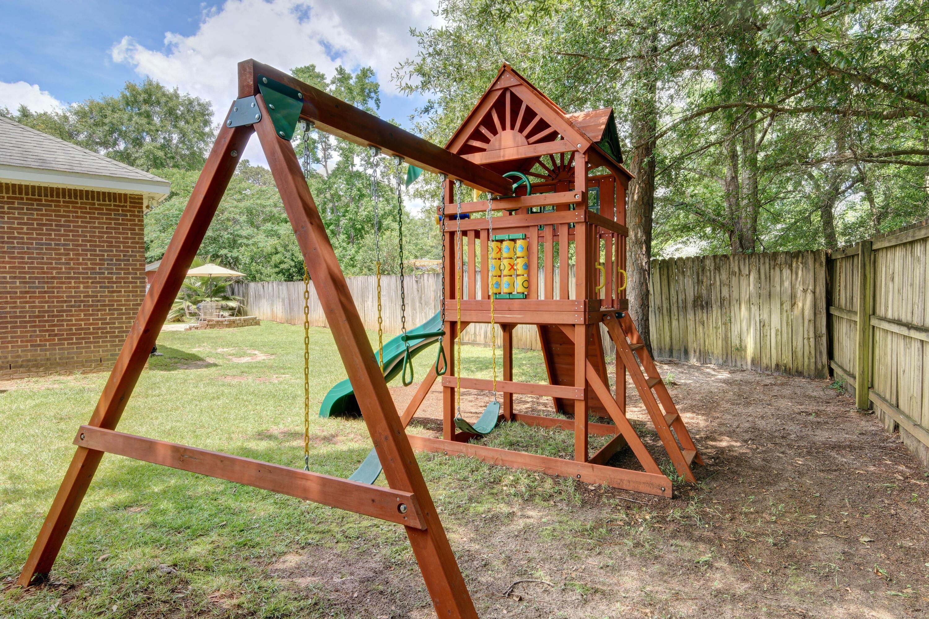 QUIET OAKS S/D - Residential