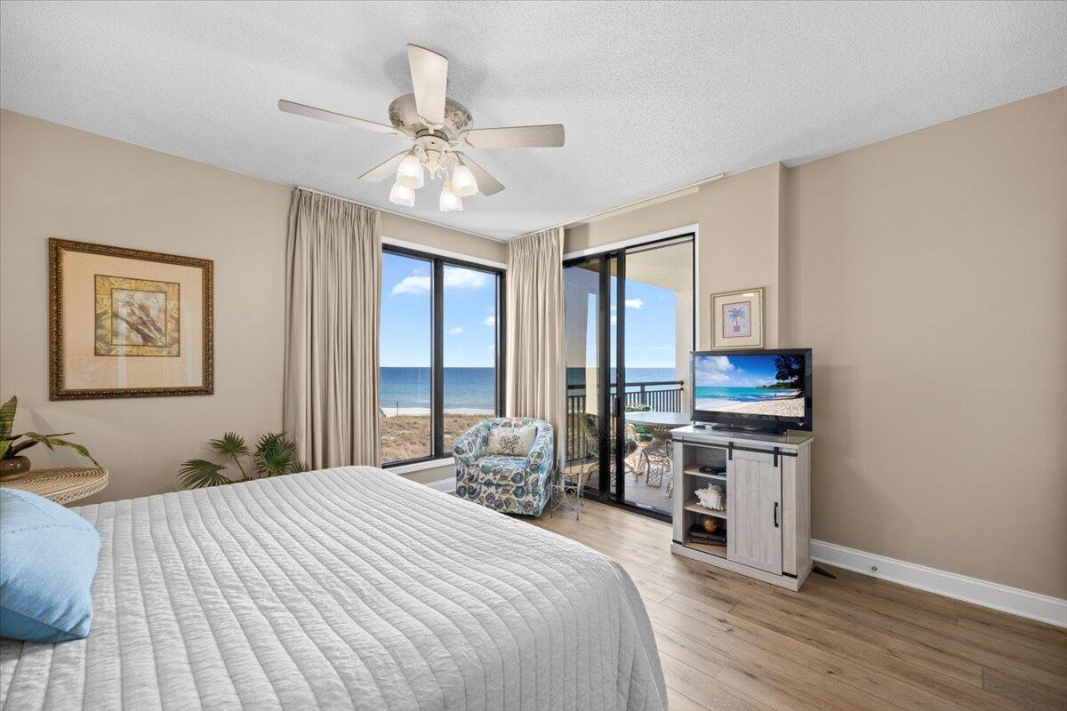 NAVARRE TOWERS CONDO - Residential