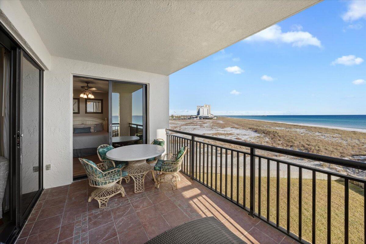 NAVARRE TOWERS CONDO - Residential