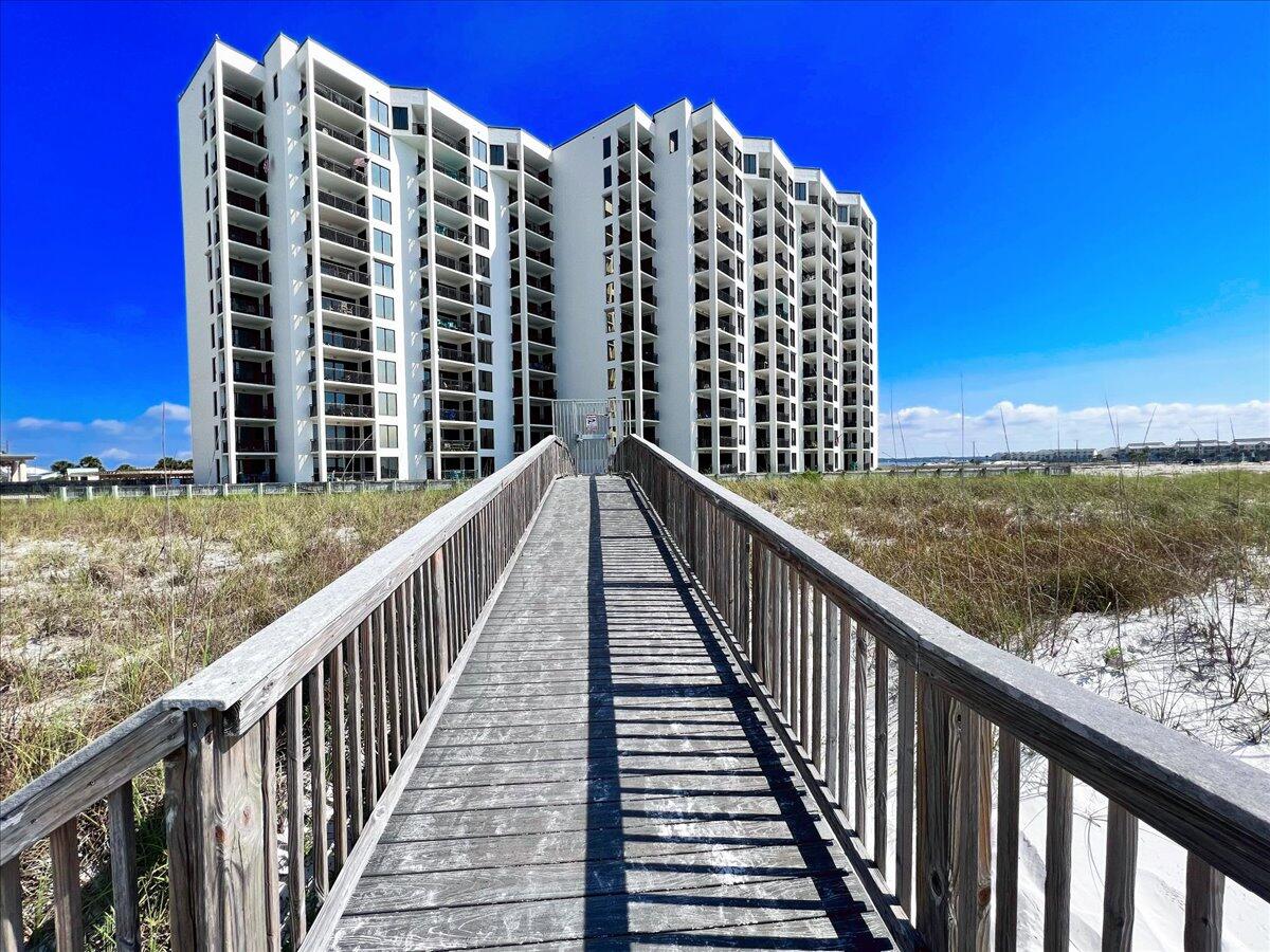 NAVARRE TOWERS CONDO - Residential