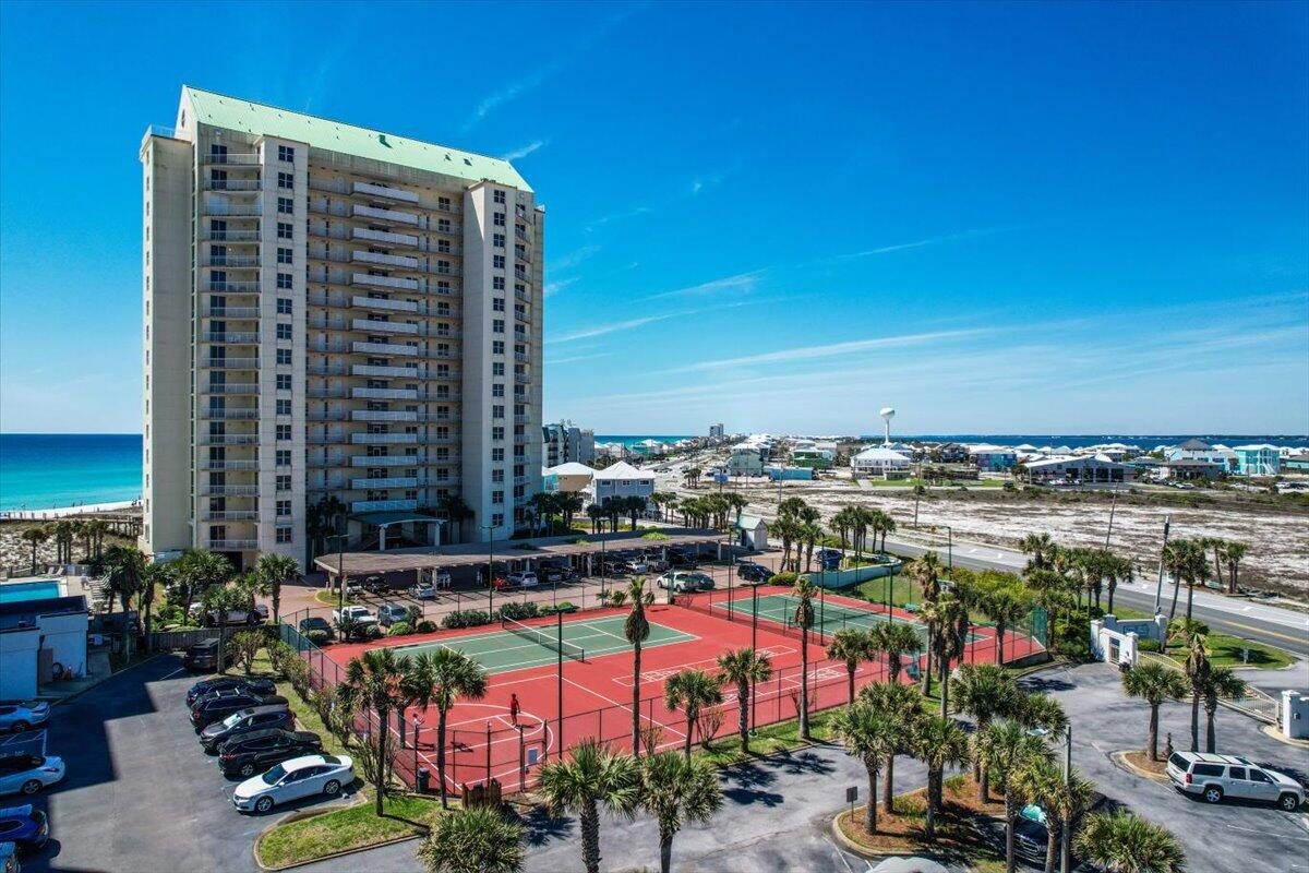 NAVARRE TOWERS CONDO - Residential