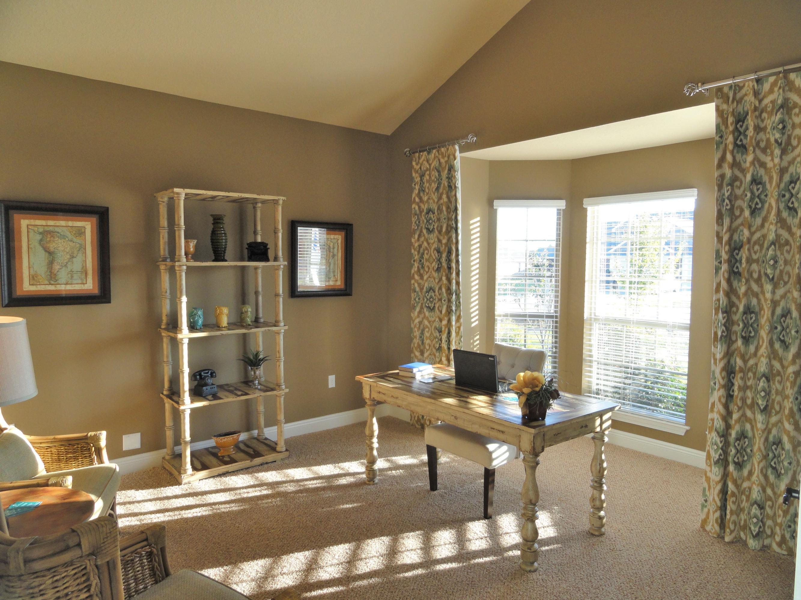 BROWNSTONE MANOR - Residential