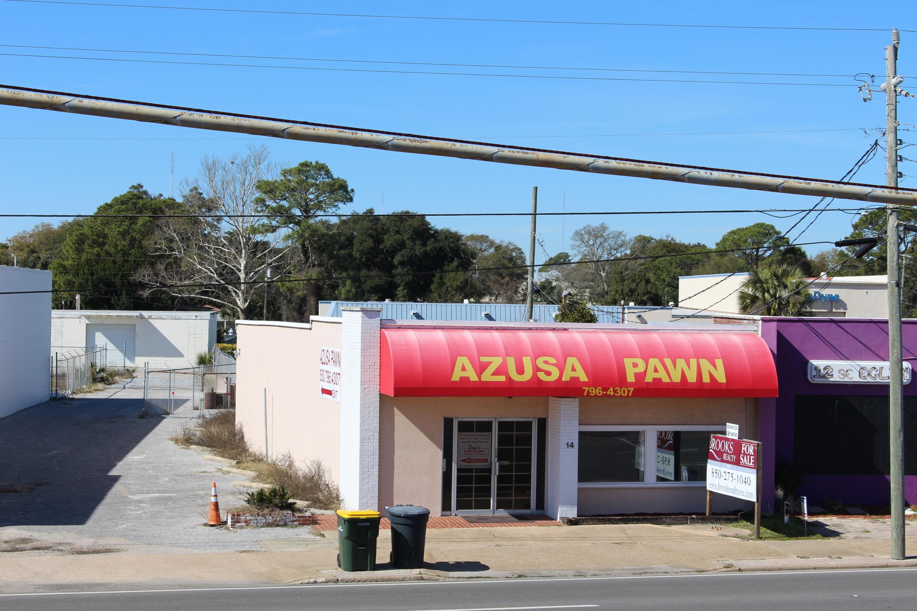 MAKE OFFER!! Motivated Seller!! Building and Real Estate only. The Business doe not convey. Easy Show the property is vacant. The building and lot measurements are approximant and buyer should conduct their own measurements and property survey.