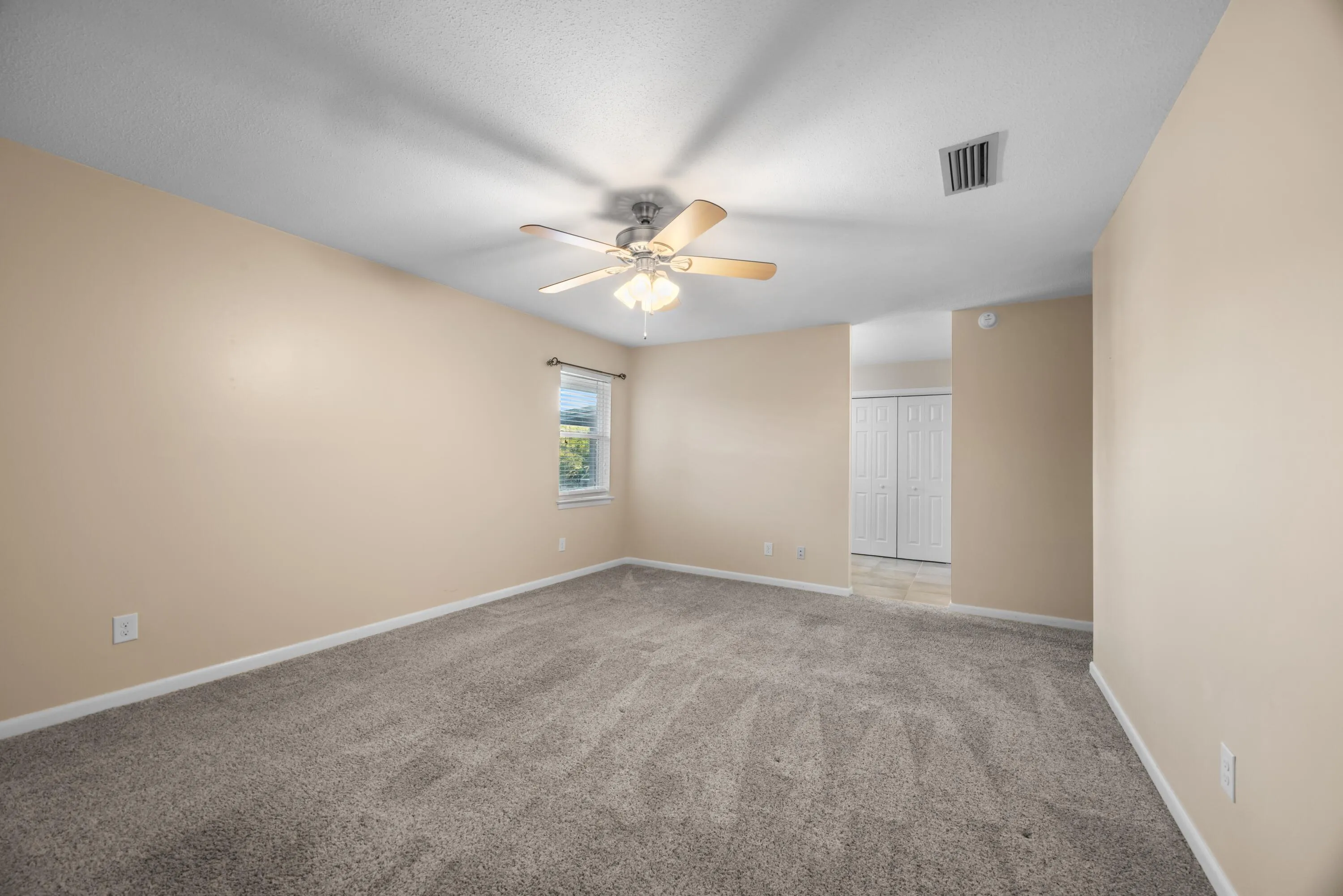 Fort Walton Beach, Florida 32547, United States, 4 Bedrooms Bedrooms, ,3 BathroomsBathrooms,Residential,Active,256371