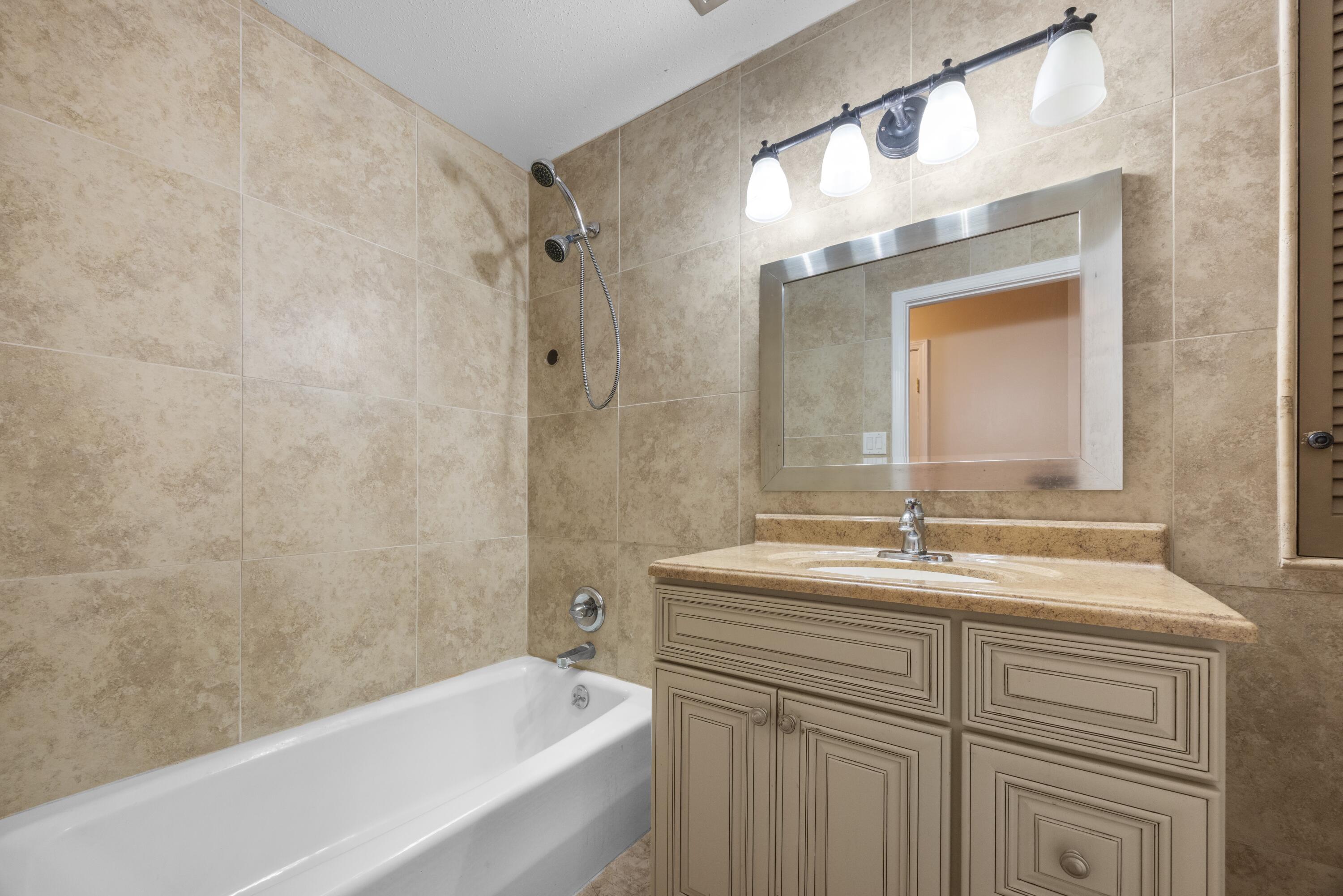 FOREST PARK EAST UNIT 2 - Residential