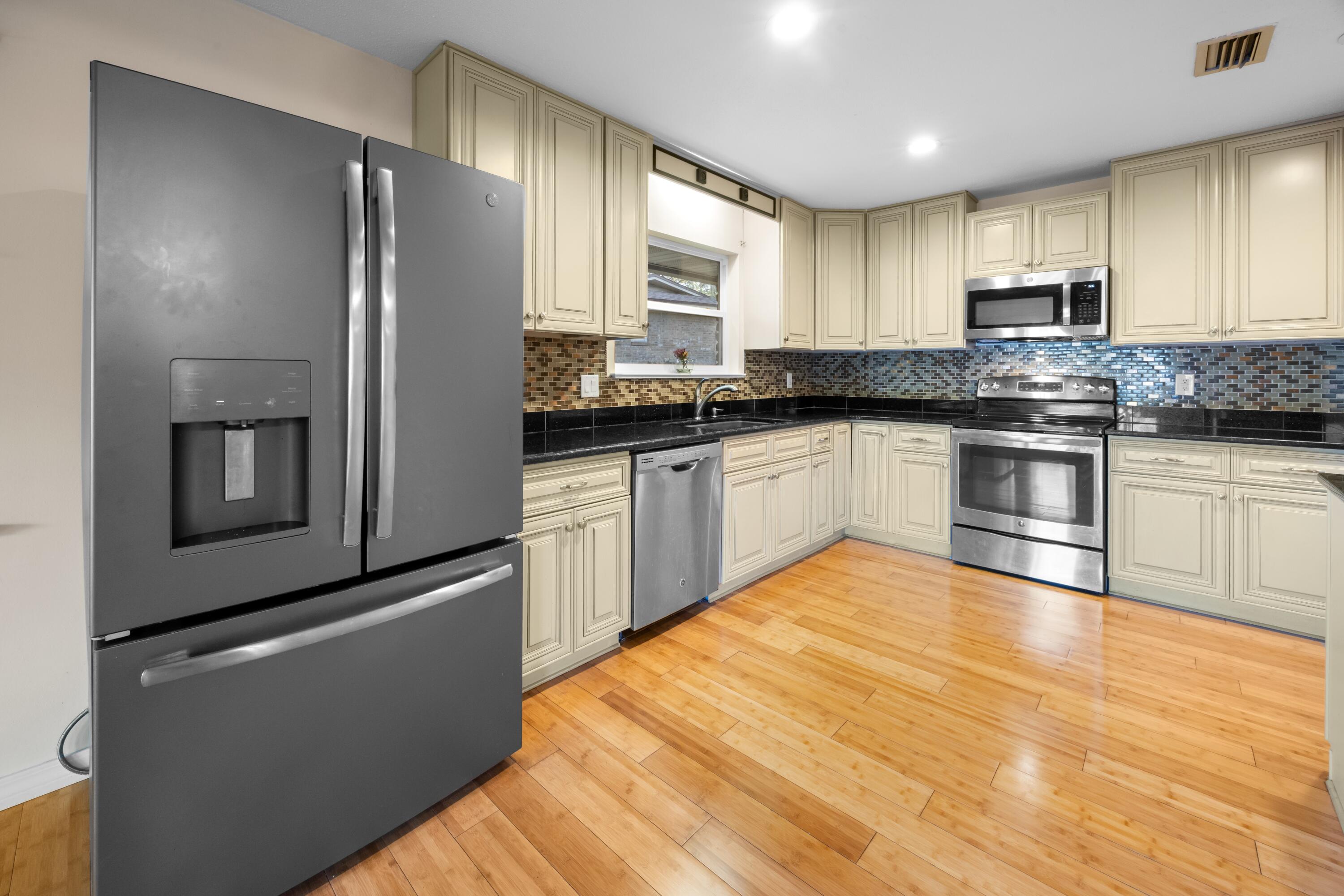 FOREST PARK EAST UNIT 2 - Residential