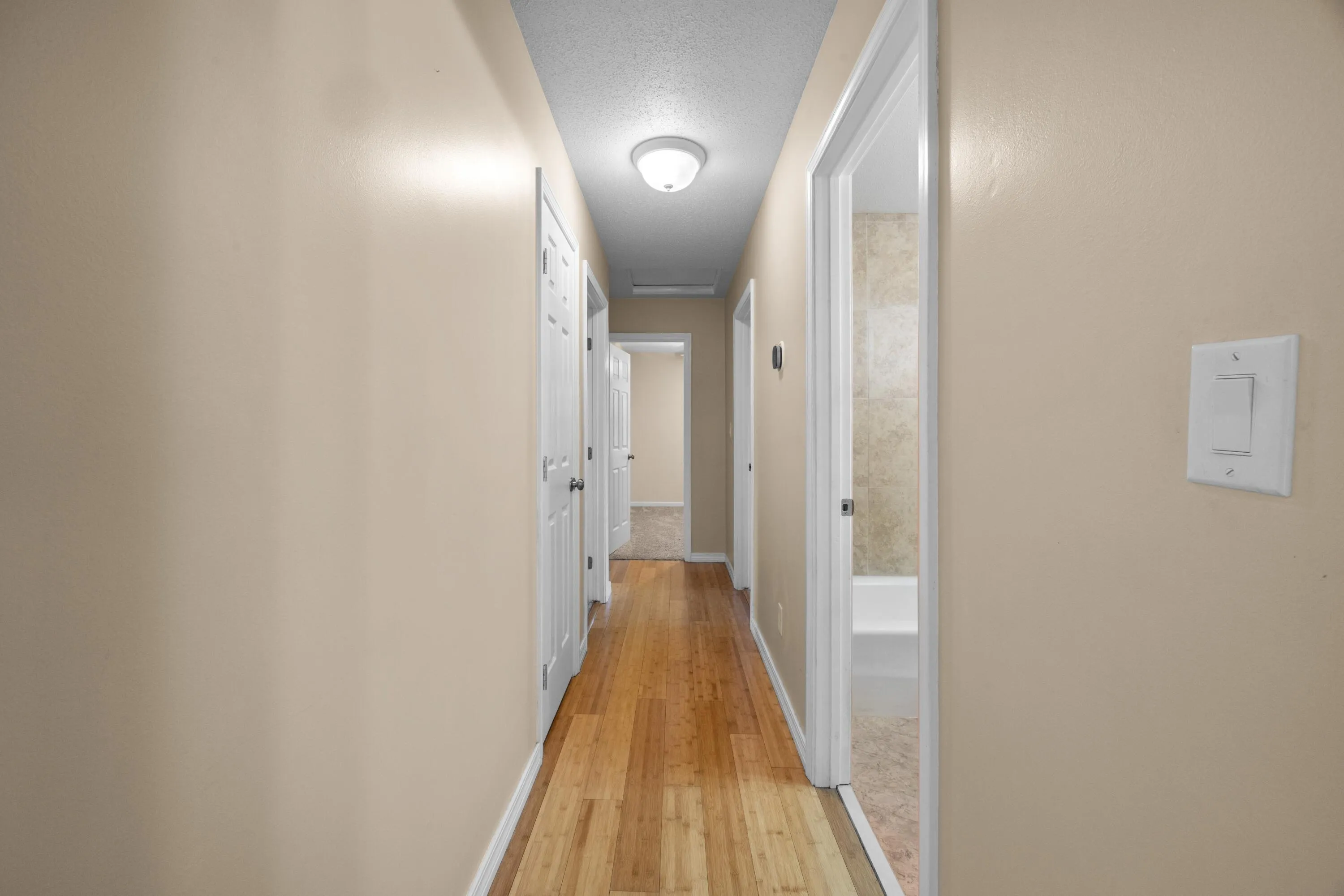 Fort Walton Beach, Florida 32547, United States, 4 Bedrooms Bedrooms, ,3 BathroomsBathrooms,Residential,Active,256371