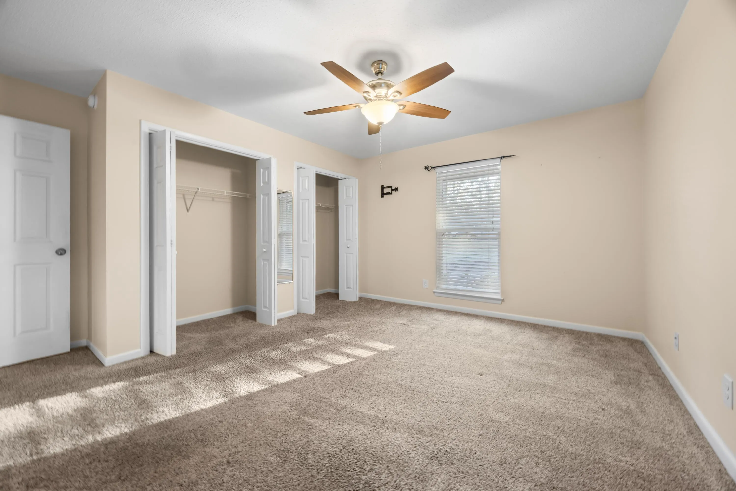 Fort Walton Beach, Florida 32547, United States, 4 Bedrooms Bedrooms, ,3 BathroomsBathrooms,Residential,Active,256371