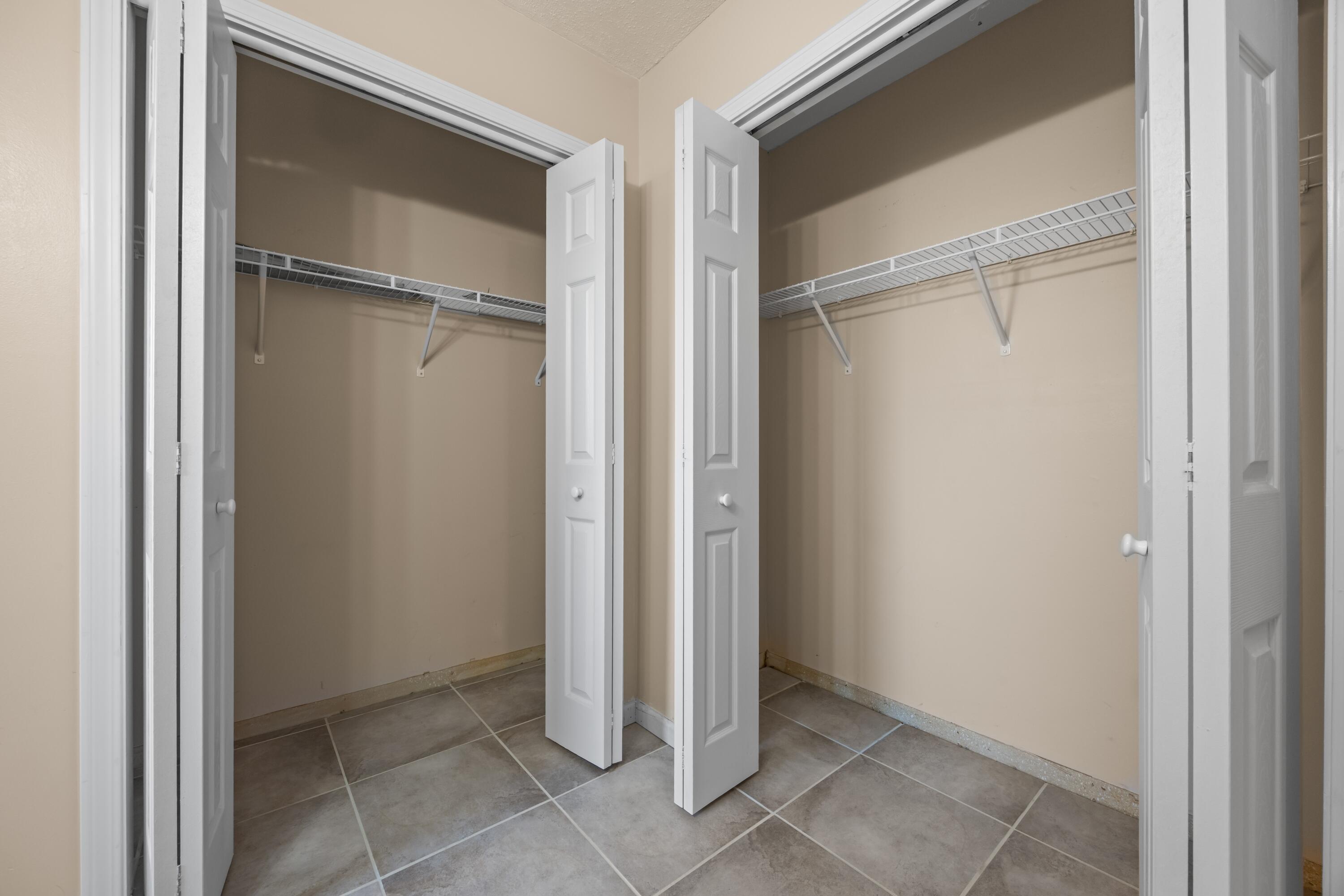 FOREST PARK EAST UNIT 2 - Residential