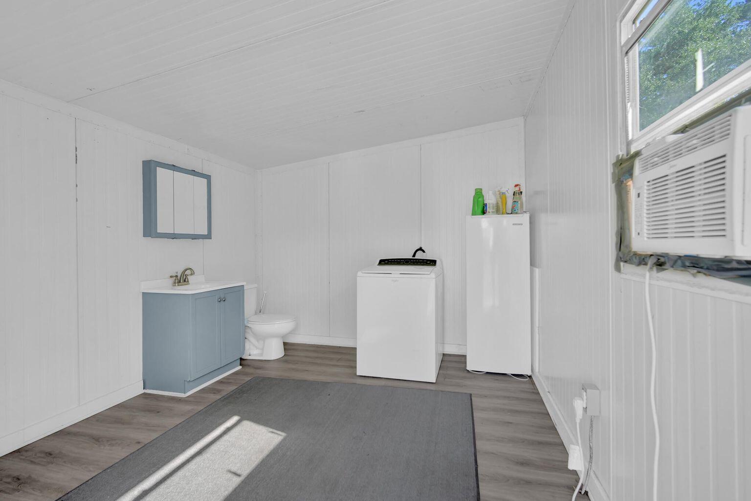 NO RECORDED SUBDIVISION - Residential