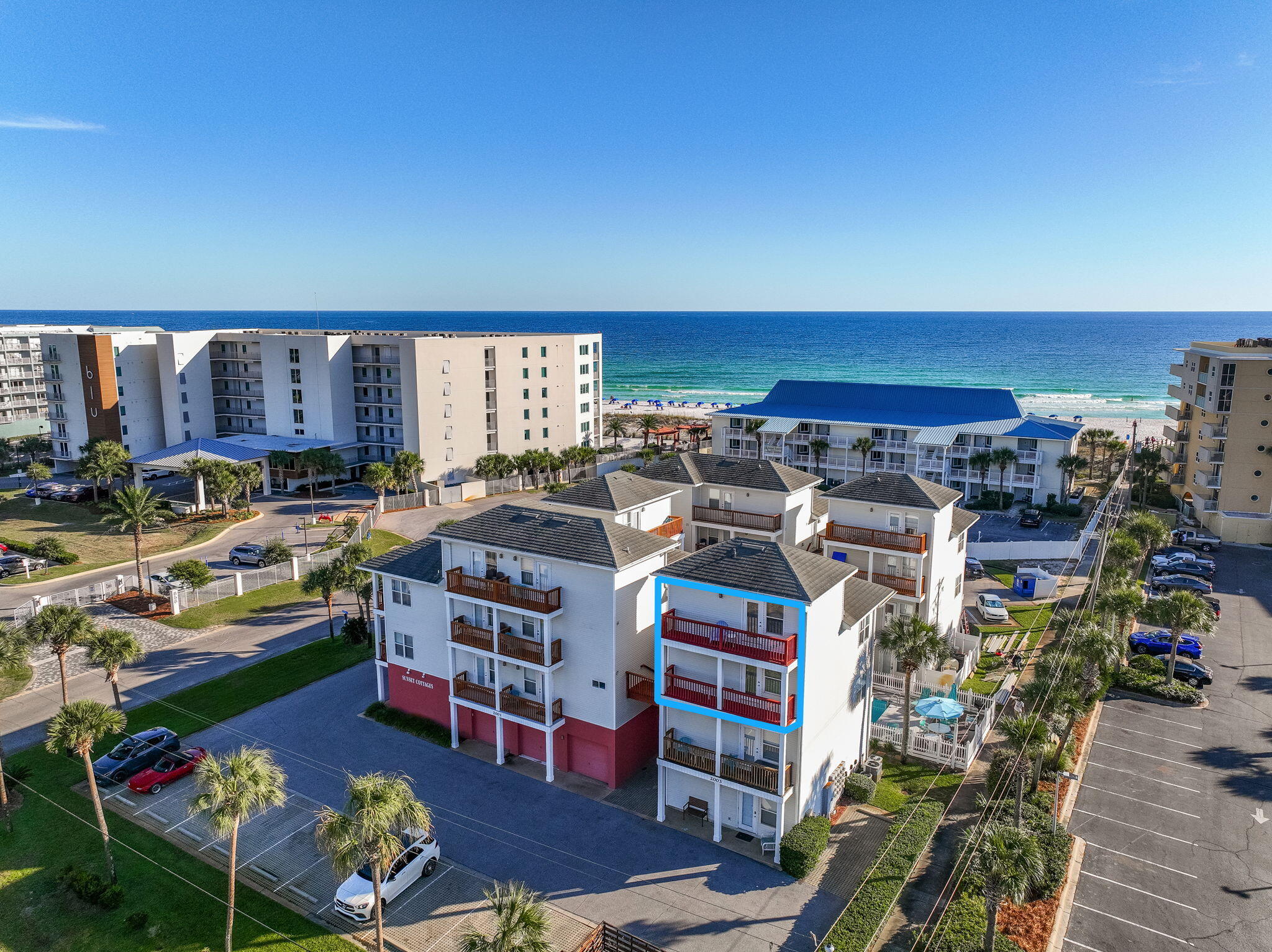 SUNSET COTTAGES CONDO - Residential
