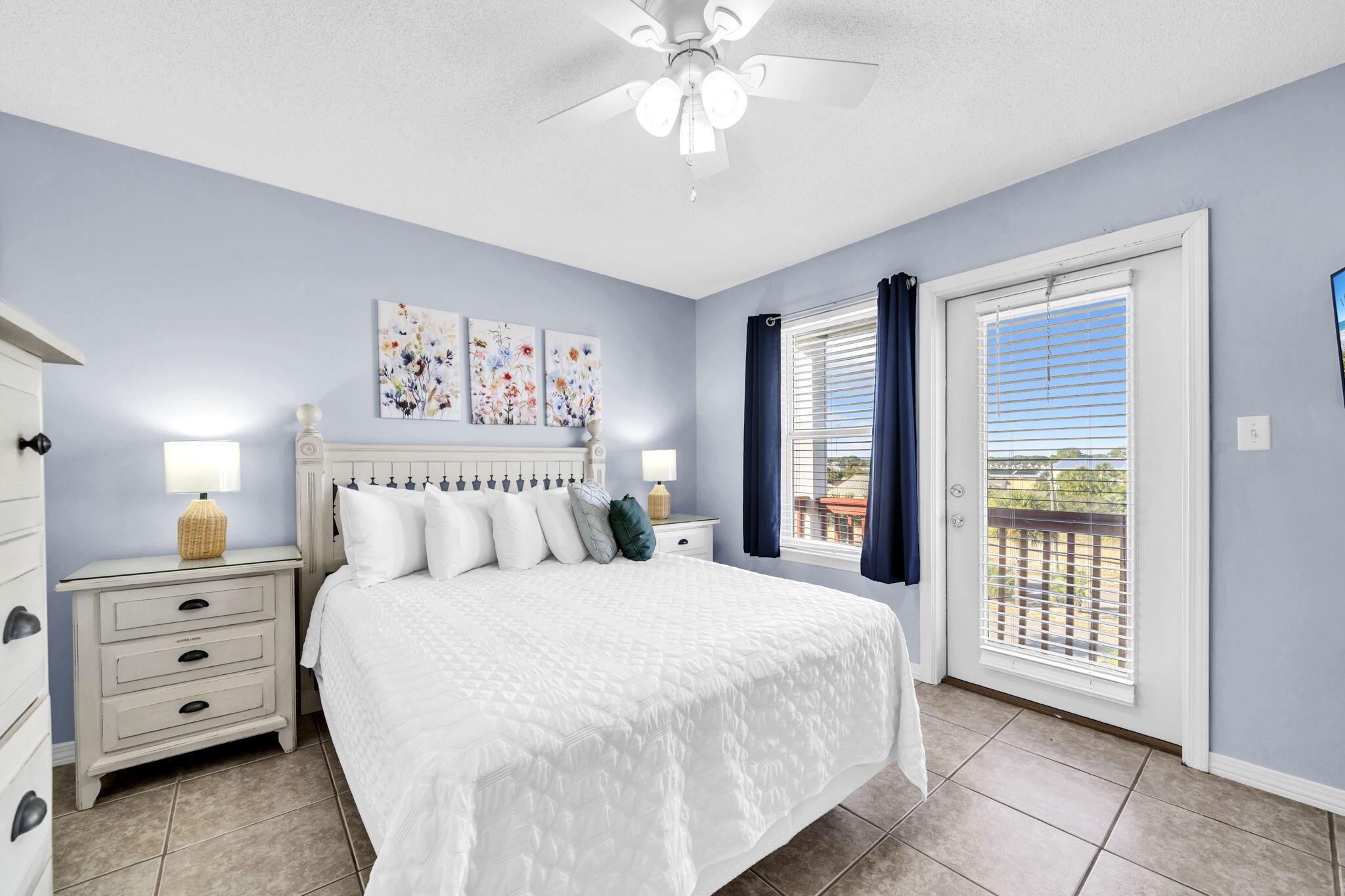 SUNSET COTTAGES CONDO - Residential