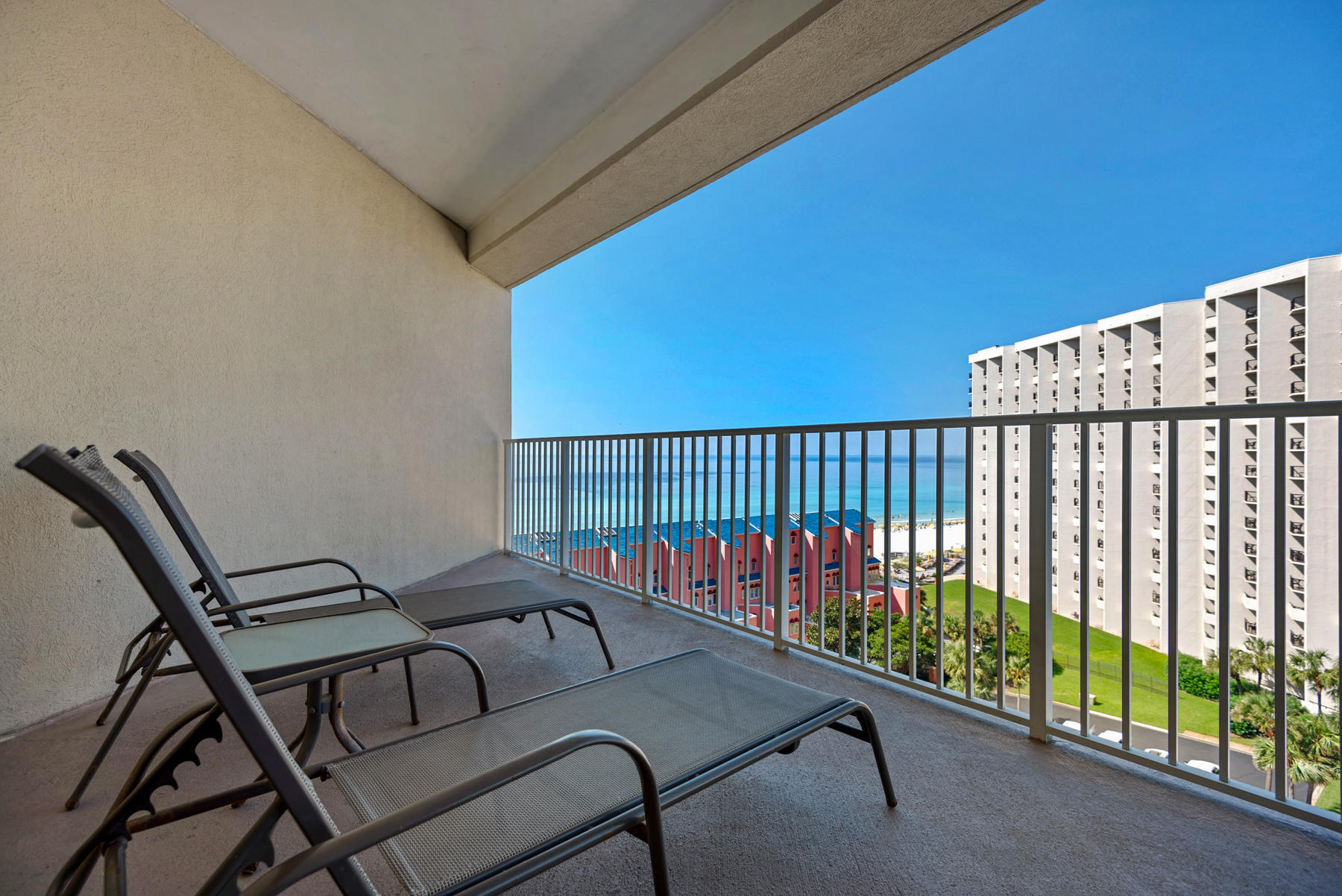 TIDES AT TOPS'L - Residential