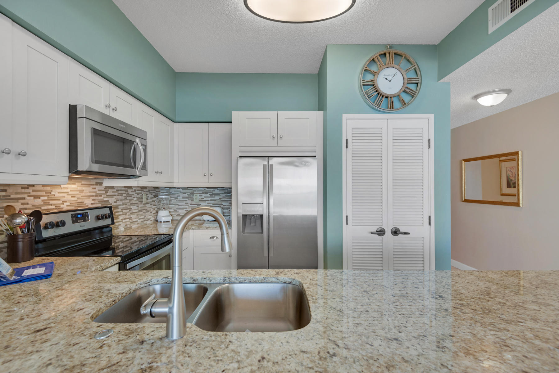 TIDES AT TOPS'L - Residential