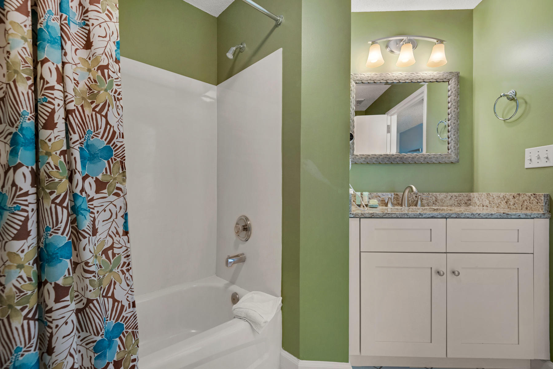 TIDES AT TOPS'L - Residential