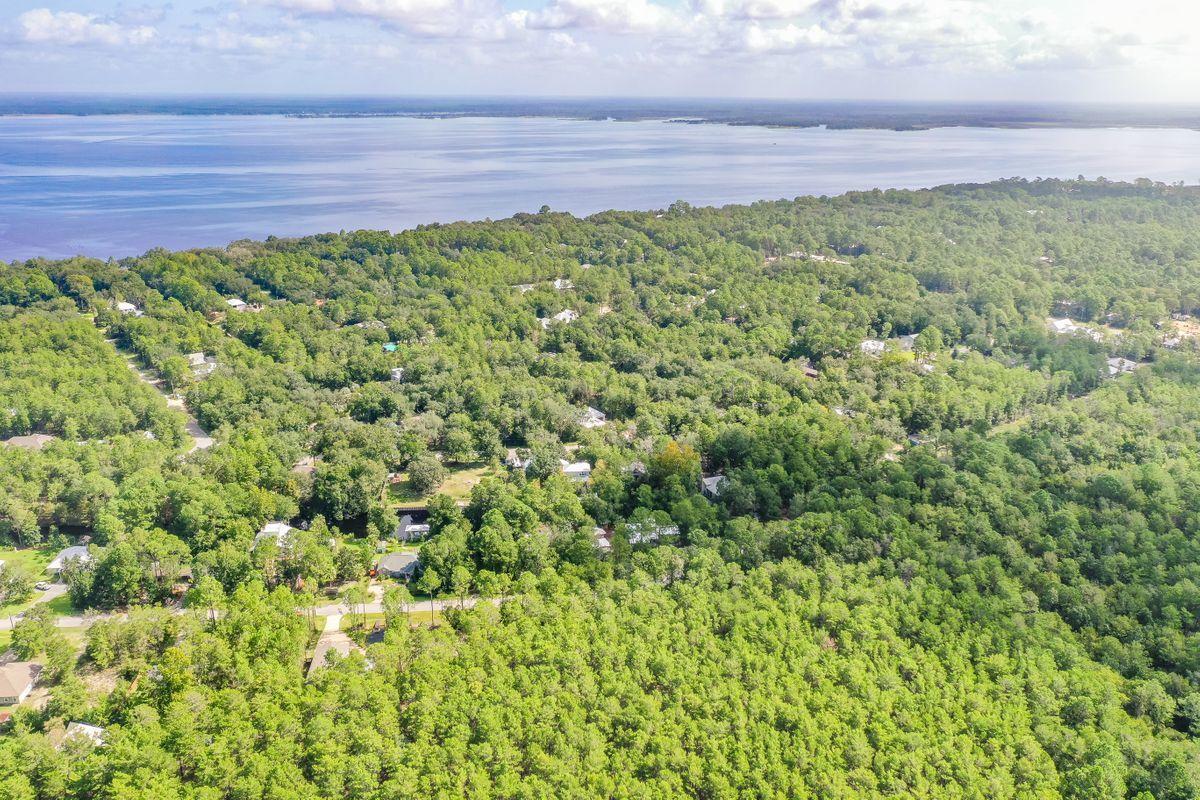 DAUGHETTES AMENDED - Land