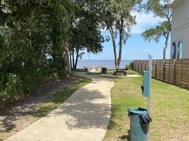 DAUGHETTES AMENDED - Land