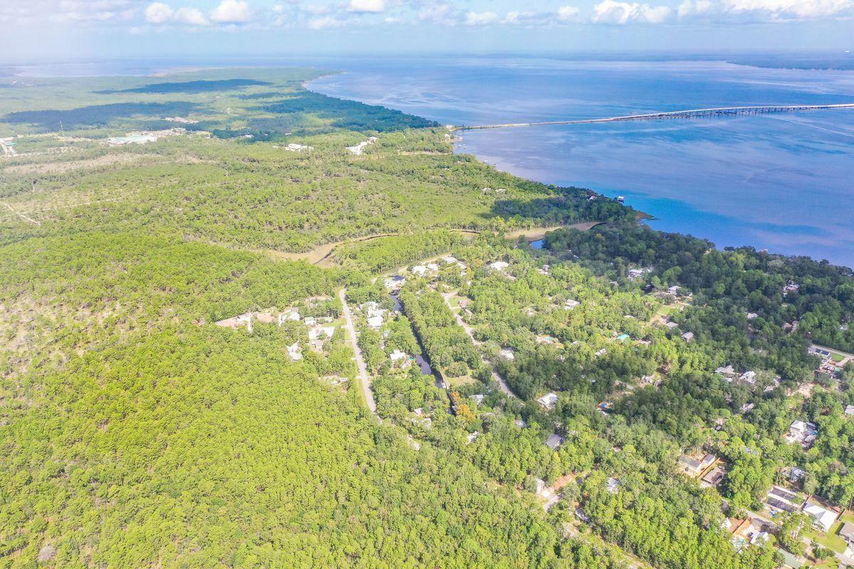 DAUGHETTES AMENDED - Land