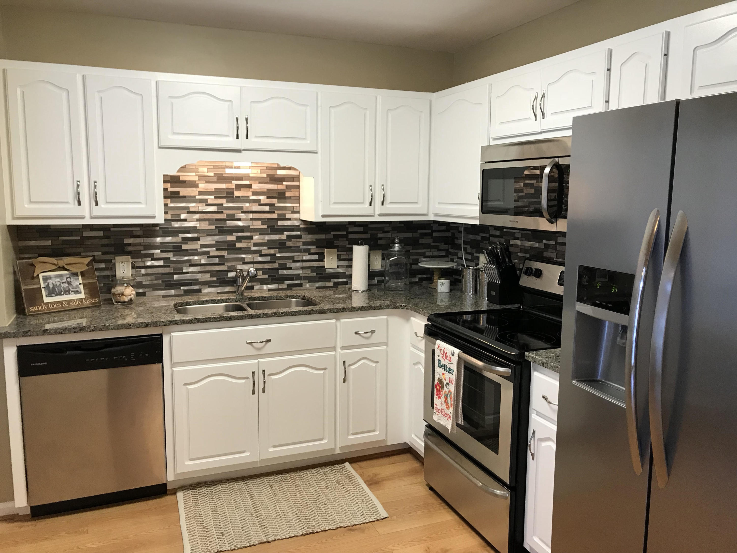 FERNWOOD PARK - Residential