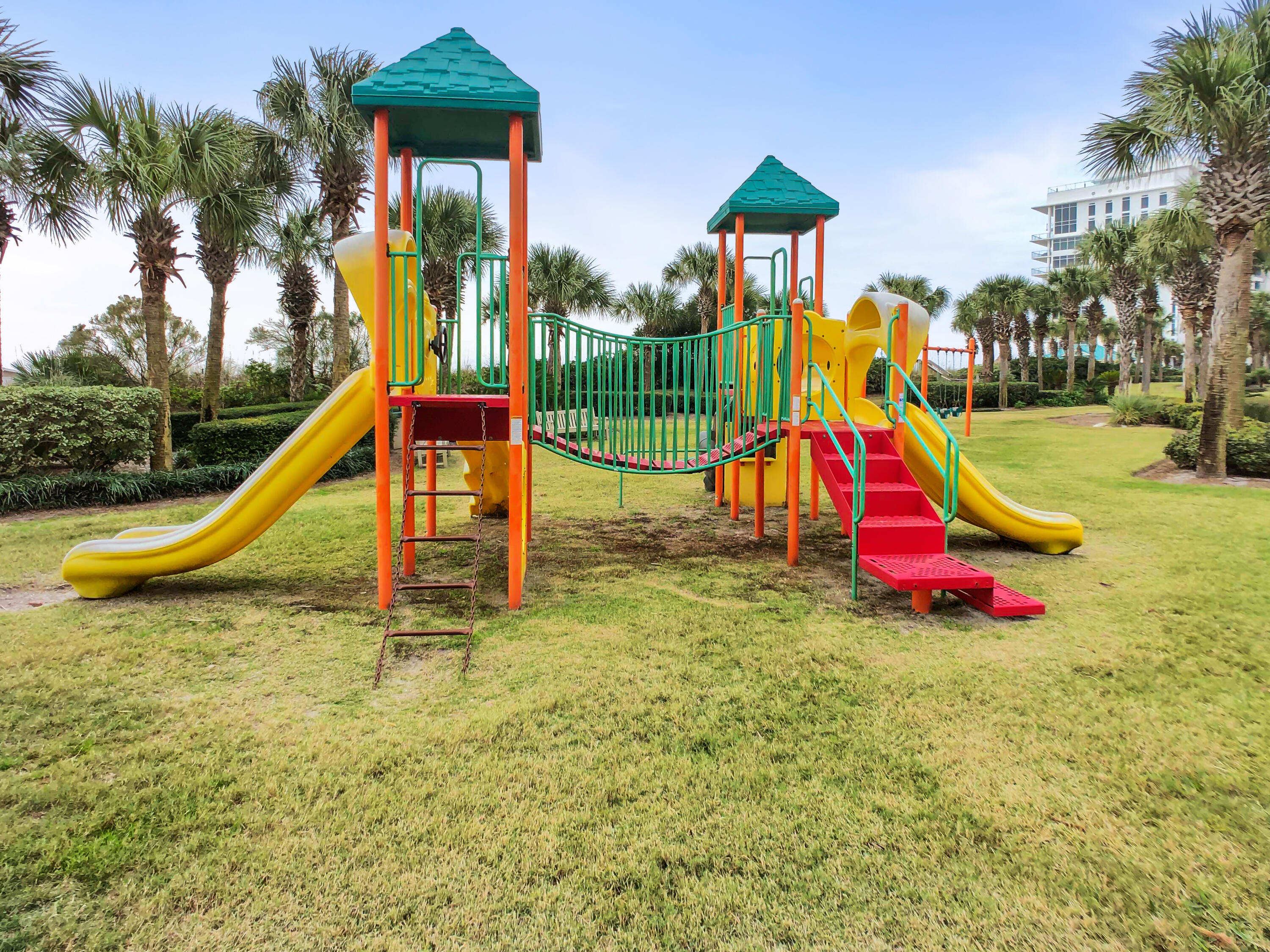 ST. BARTH AT SILVER SHELLS - Residential Lease