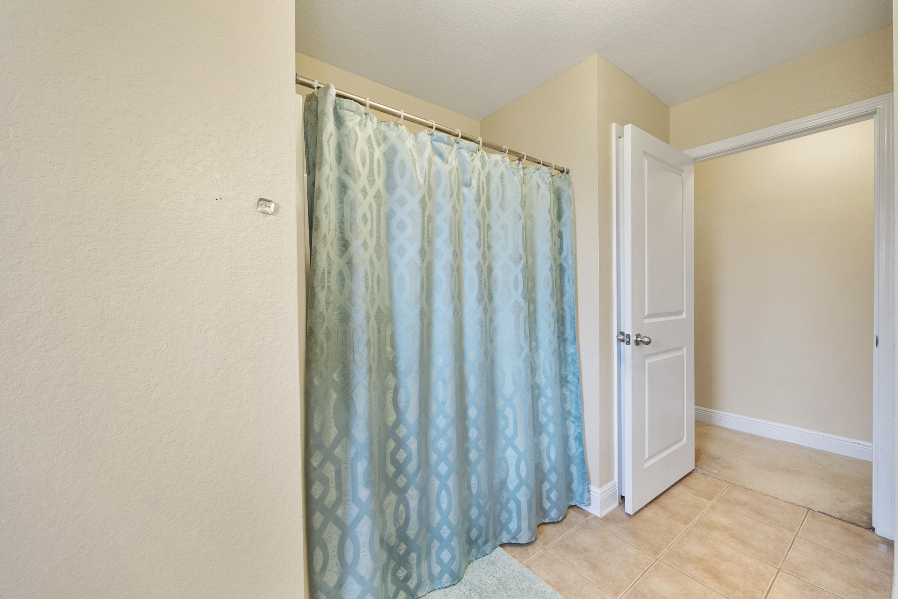 FOX VALLEY - Residential