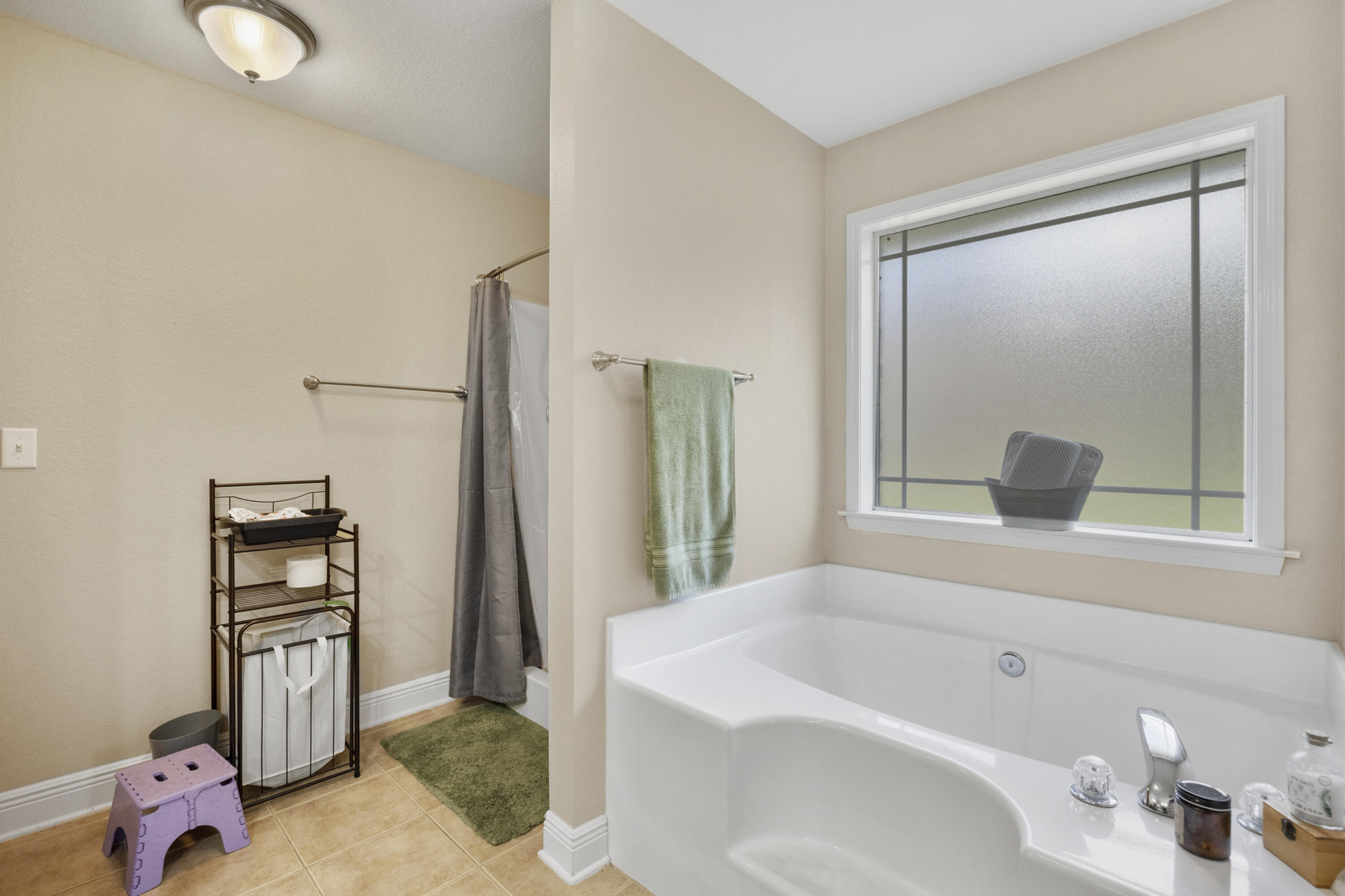 FOX VALLEY - Residential