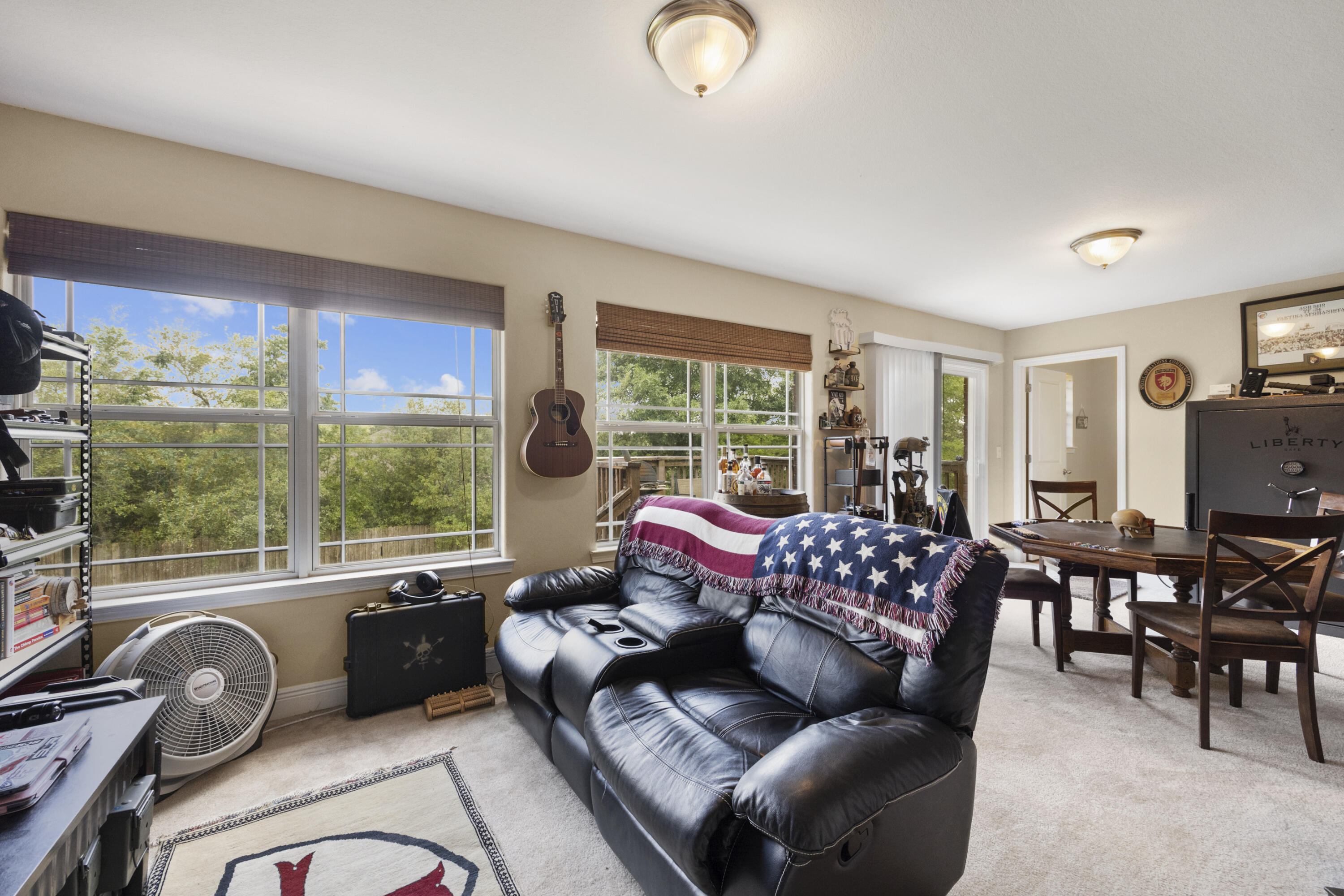 FOX VALLEY - Residential