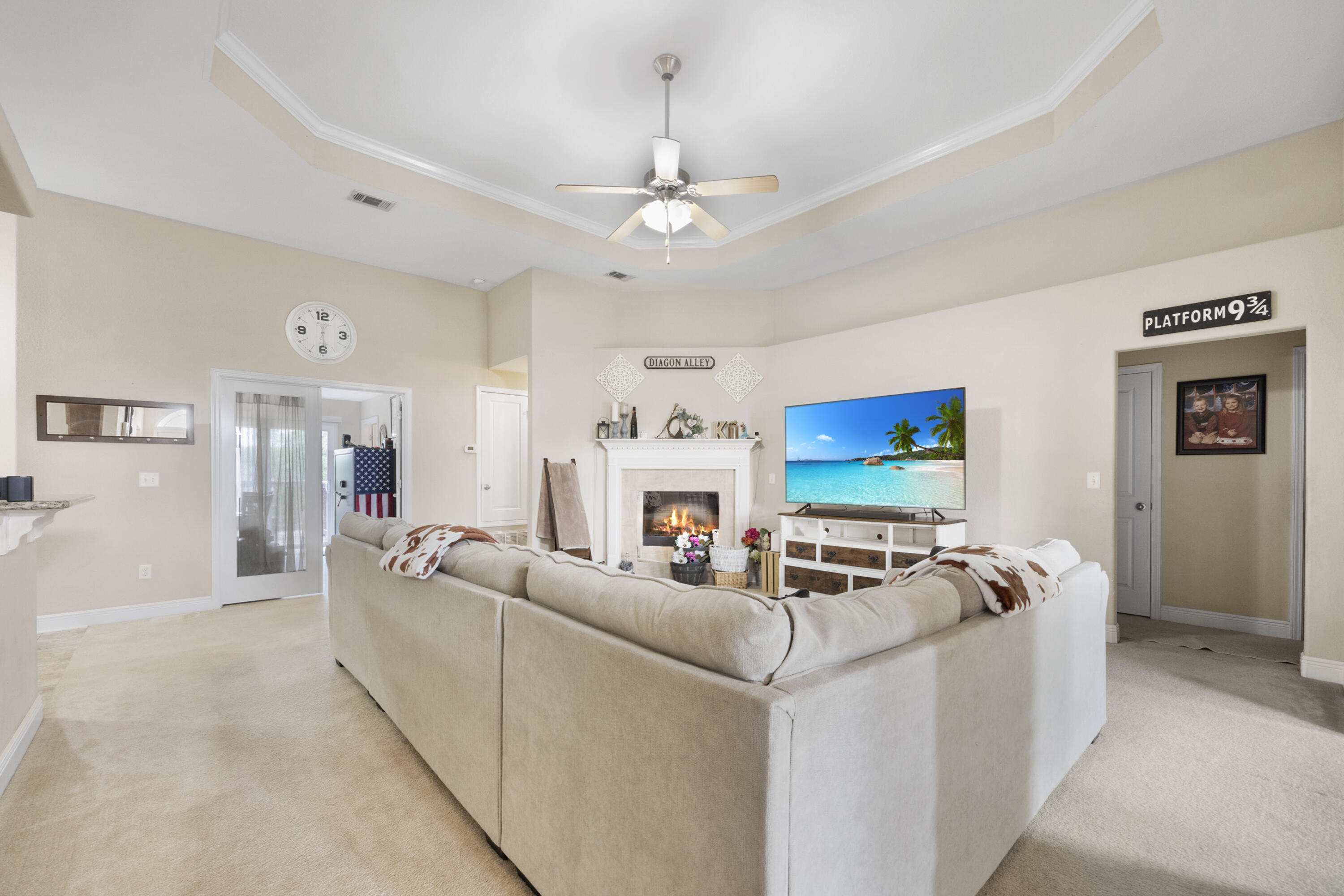 FOX VALLEY - Residential